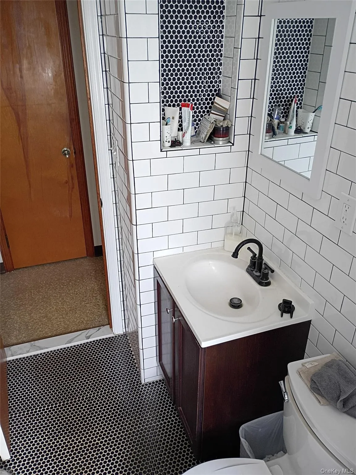 93 Railroad Avenue, Haverstraw, NY, 3 Bedrooms Bedrooms, 5 Rooms Rooms,1 BathroomBathrooms,Residential Lease,For Rent,Railroad,0,995829 93 Railroad Avenue, Haverstraw, NY, 3 Bedrooms Bedrooms, 5 Rooms Rooms,1 BathroomBathrooms,Residential Lease,For Rent,Railroad,0,995829