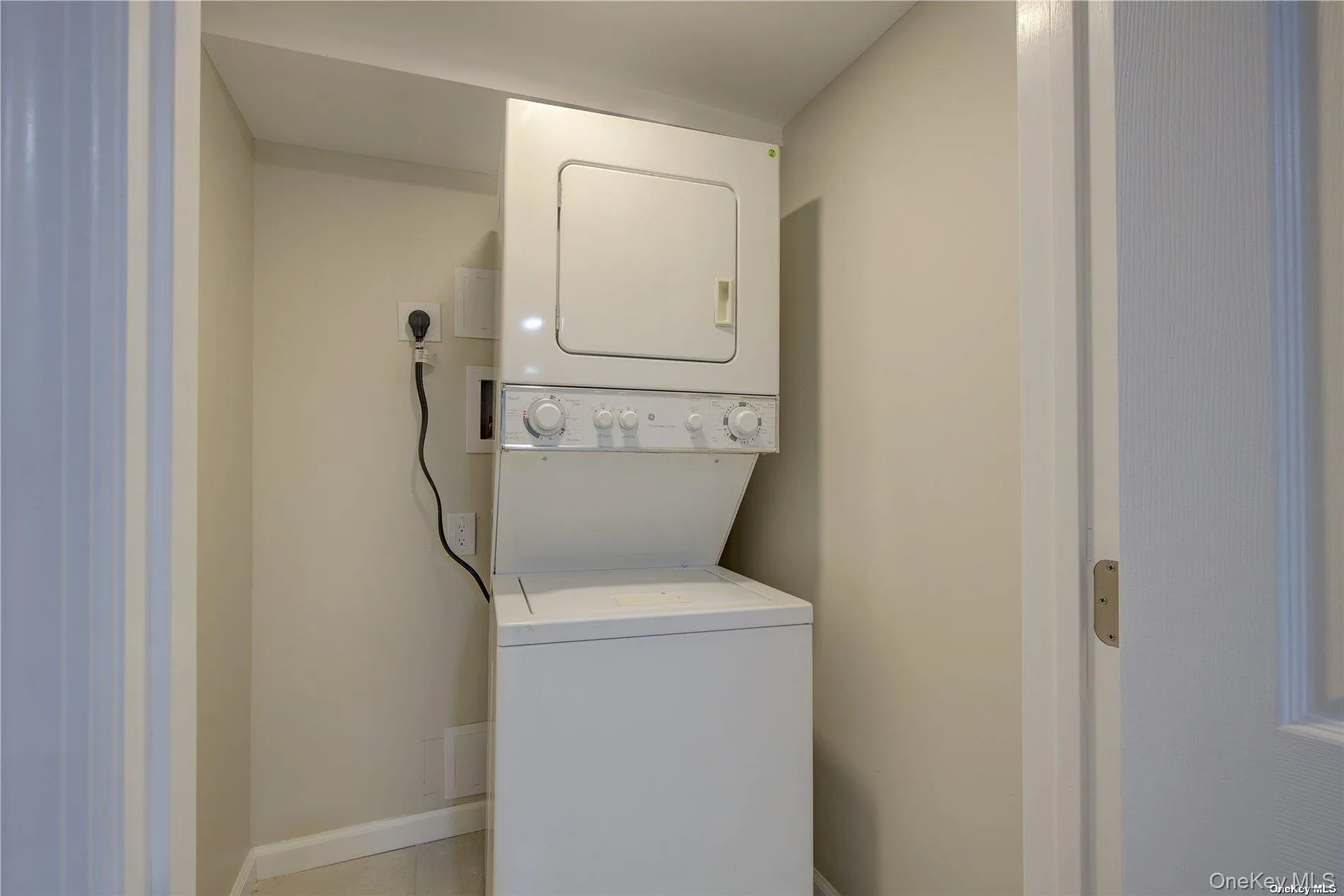 26 Ohio Avenue, Long Beach, NY, 2 Bedrooms Bedrooms, 5 Rooms Rooms,2 BathroomsBathrooms,Residential Lease,For Rent,Ohio,0,995834 26 Ohio Avenue, Long Beach, NY, 2 Bedrooms Bedrooms, 5 Rooms Rooms,2 BathroomsBathrooms,Residential Lease,For Rent,Ohio,0,995834