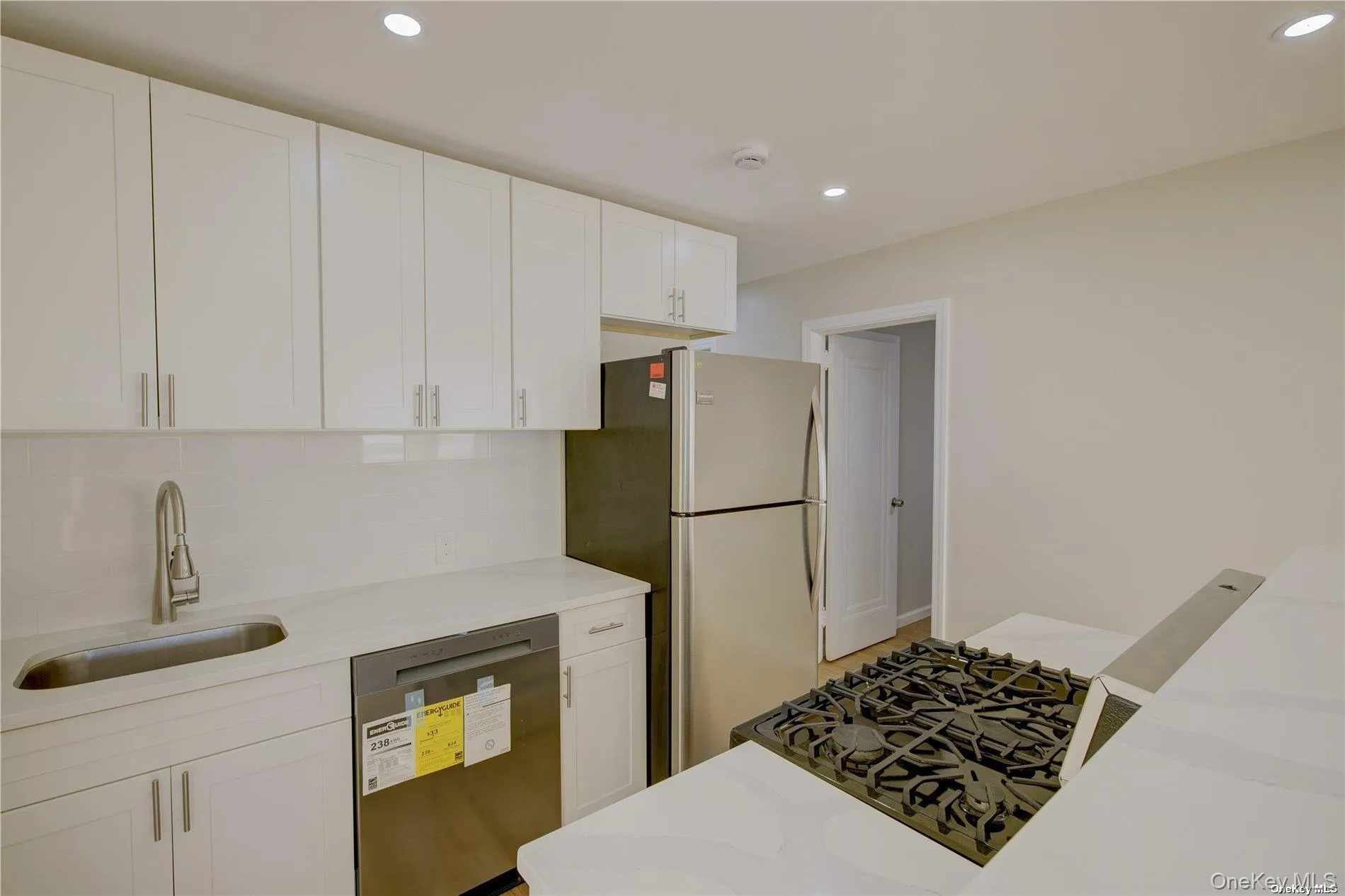 26 Ohio Avenue, Long Beach, NY, 2 Bedrooms Bedrooms, 5 Rooms Rooms,2 BathroomsBathrooms,Residential Lease,For Rent,Ohio,0,995834 26 Ohio Avenue, Long Beach, NY, 2 Bedrooms Bedrooms, 5 Rooms Rooms,2 BathroomsBathrooms,Residential Lease,For Rent,Ohio,0,995834