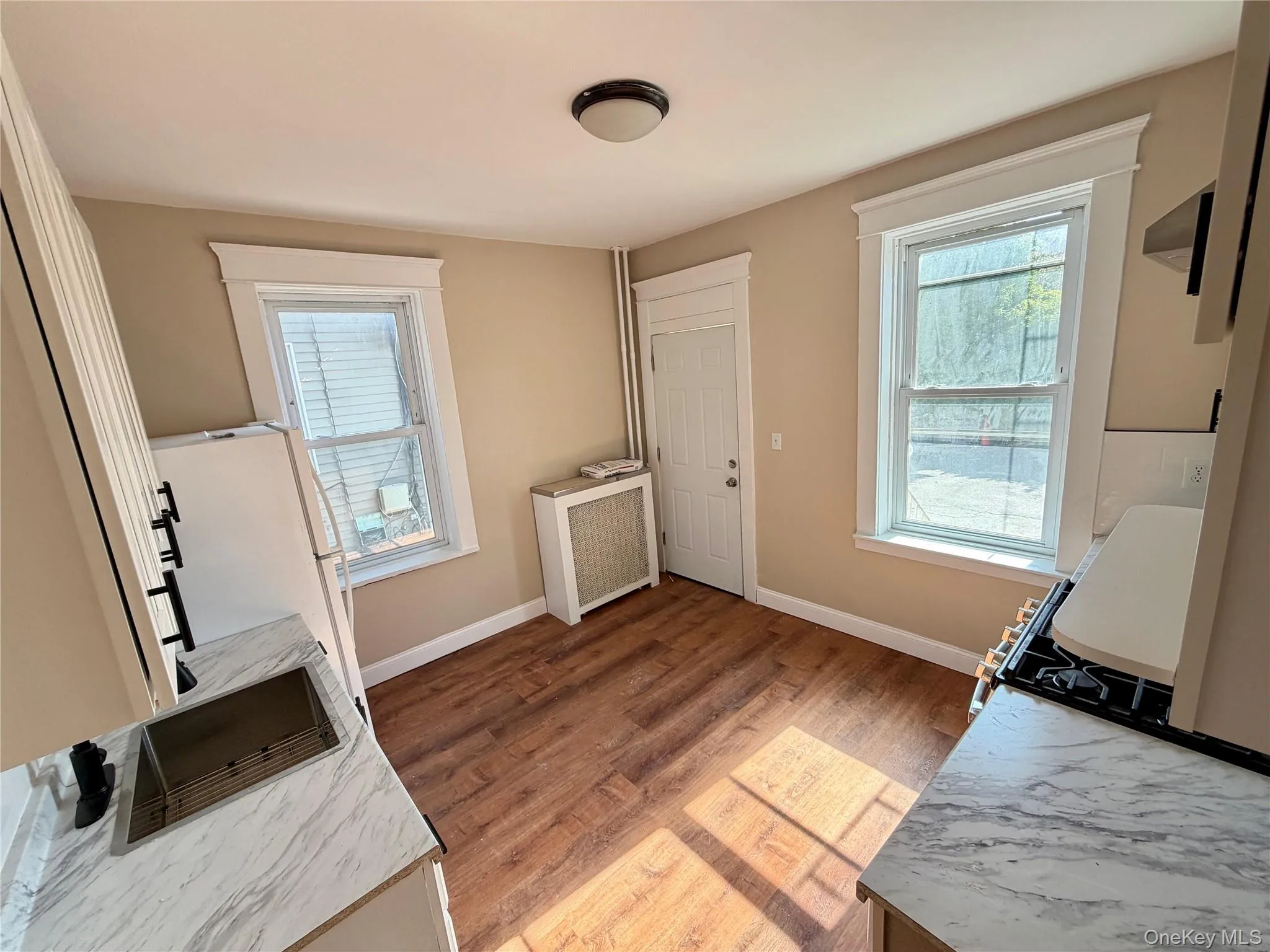 194 Webster Avenue, New Rochelle, NY, 3 Bedrooms Bedrooms, 5 Rooms Rooms,1 BathroomBathrooms,Residential Lease,For Rent,Webster,0,995843 194 Webster Avenue, New Rochelle, NY, 3 Bedrooms Bedrooms, 5 Rooms Rooms,1 BathroomBathrooms,Residential Lease,For Rent,Webster,0,995843