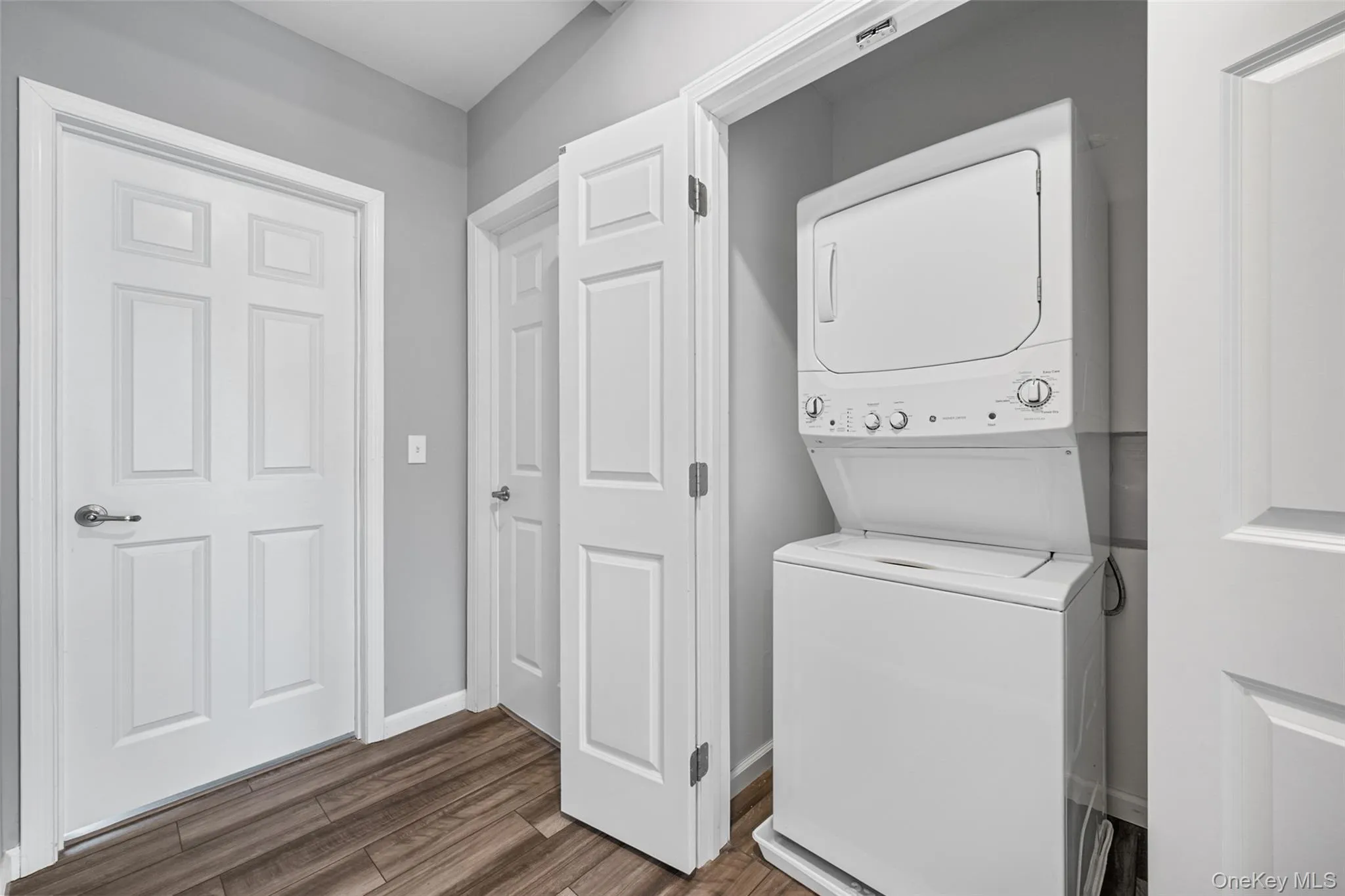 108 Kensico Avenue, White Plains, NY, 2 Bedrooms Bedrooms, 3 Rooms Rooms,1 BathroomBathrooms,Residential Lease,For Rent,Kensico,0,995846 108 Kensico Avenue, White Plains, NY, 2 Bedrooms Bedrooms, 3 Rooms Rooms,1 BathroomBathrooms,Residential Lease,For Rent,Kensico,0,995846