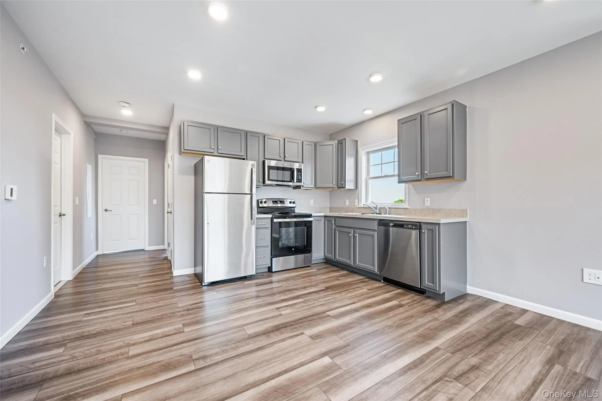 108 Kensico Avenue, White Plains, NY, 2 Bedrooms Bedrooms, 3 Rooms Rooms,1 BathroomBathrooms,Residential Lease,For Rent,Kensico,0,995846 108 Kensico Avenue, White Plains, NY, 2 Bedrooms Bedrooms, 3 Rooms Rooms,1 BathroomBathrooms,Residential Lease,For Rent,Kensico,0,995846
