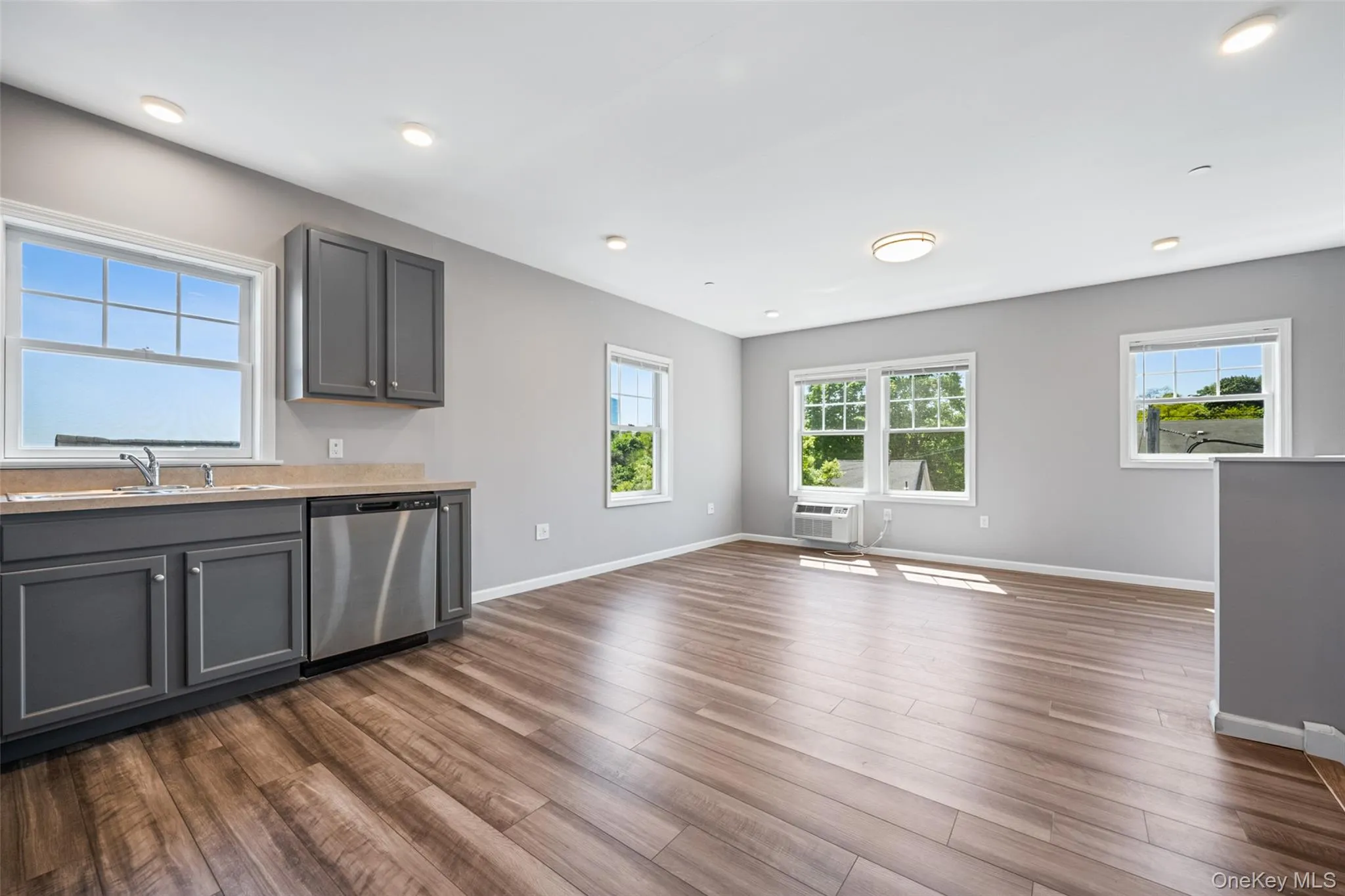 108 Kensico Avenue, White Plains, NY, 2 Bedrooms Bedrooms, 3 Rooms Rooms,1 BathroomBathrooms,Residential Lease,For Rent,Kensico,0,995846 108 Kensico Avenue, White Plains, NY, 2 Bedrooms Bedrooms, 3 Rooms Rooms,1 BathroomBathrooms,Residential Lease,For Rent,Kensico,0,995846