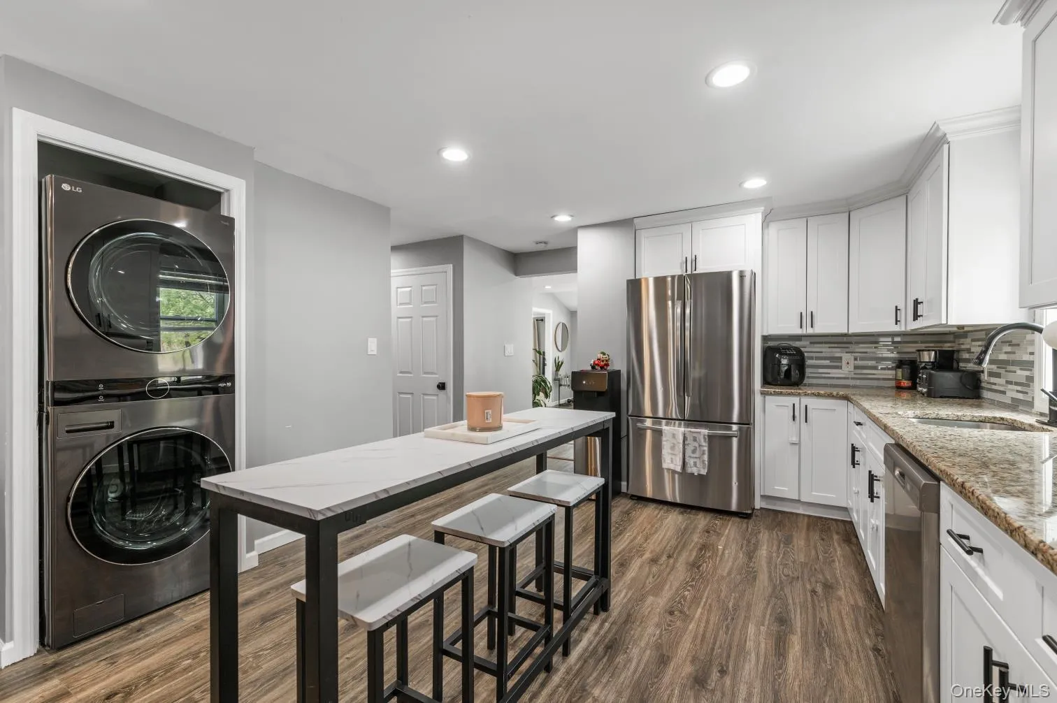 466 Long Island Avenue, Brookhaven, NY, 4 Bedrooms Bedrooms, 8 Rooms Rooms,2 BathroomsBathrooms,Residential,For Rent,Long Island,0,995855 466 Long Island Avenue, Brookhaven, NY, 4 Bedrooms Bedrooms, 8 Rooms Rooms,2 BathroomsBathrooms,Residential,For Rent,Long Island,0,995855