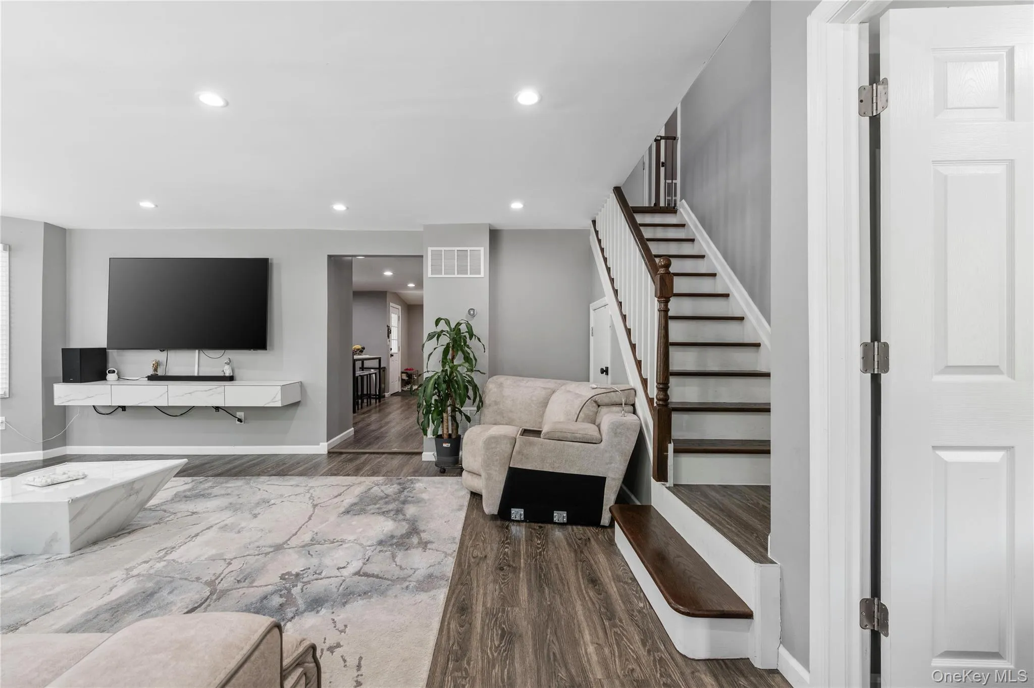 466 Long Island Avenue, Brookhaven, NY, 4 Bedrooms Bedrooms, 8 Rooms Rooms,2 BathroomsBathrooms,Residential,For Rent,Long Island,0,995855 466 Long Island Avenue, Brookhaven, NY, 4 Bedrooms Bedrooms, 8 Rooms Rooms,2 BathroomsBathrooms,Residential,For Rent,Long Island,0,995855