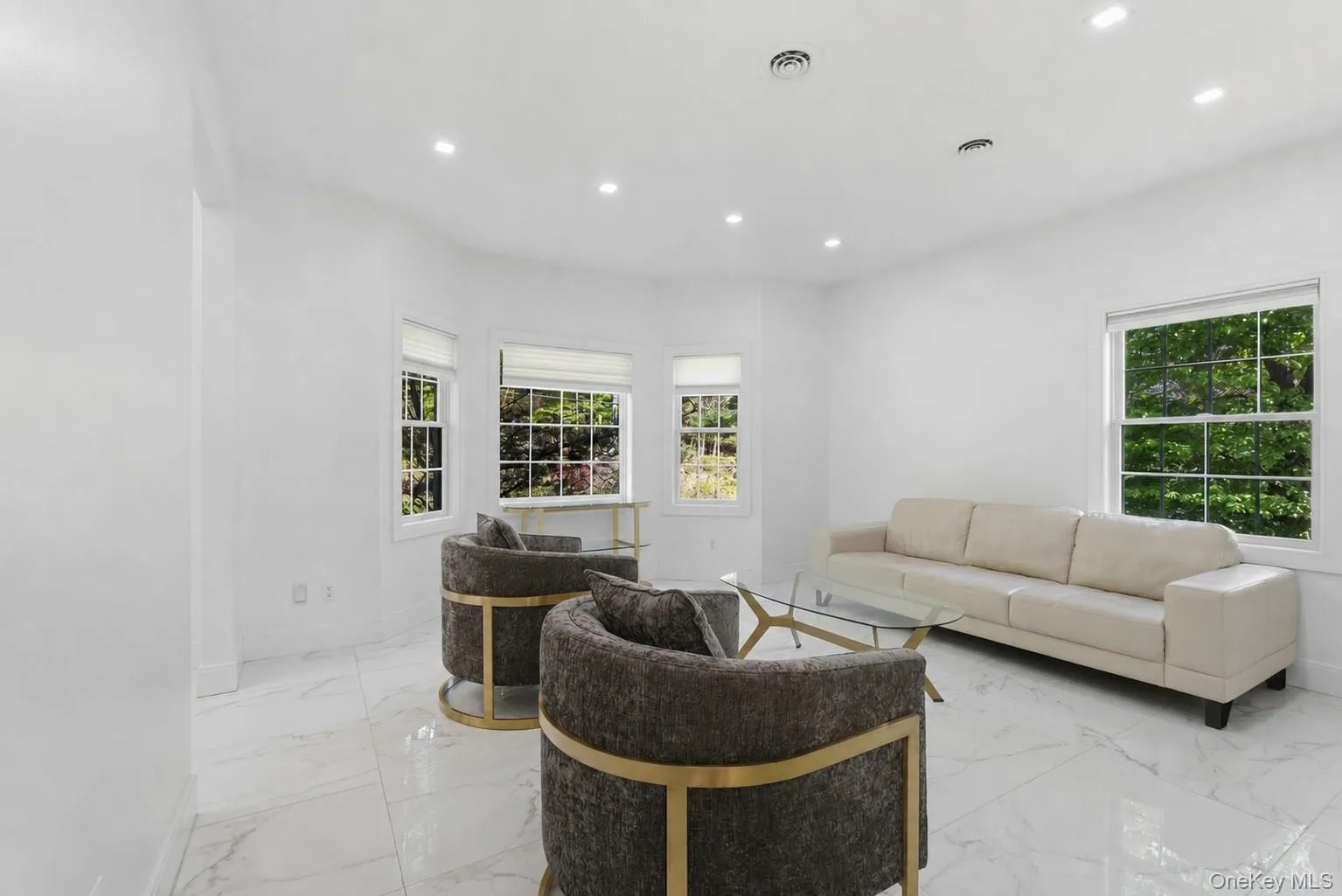 105 Hempstead Road, Ramapo, NY, 4 Bedrooms Bedrooms, 13 Rooms Rooms,2 BathroomsBathrooms,Residential Sale,For Rent,Hempstead,0,995857 105 Hempstead Road, Ramapo, NY, 4 Bedrooms Bedrooms, 13 Rooms Rooms,2 BathroomsBathrooms,Residential Sale,For Rent,Hempstead,0,995857