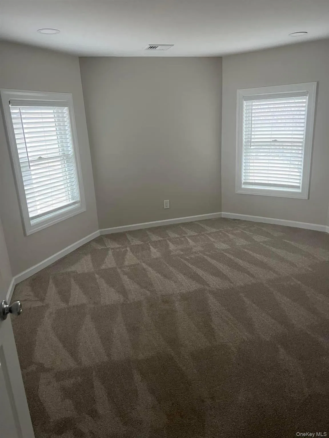 61 Cedar Avenue, Brookhaven, NY, 2 Bedrooms Bedrooms, 5 Rooms Rooms,1 BathroomBathrooms,Residential Lease,For Rent,Cedar,0,995860 61 Cedar Avenue, Brookhaven, NY, 2 Bedrooms Bedrooms, 5 Rooms Rooms,1 BathroomBathrooms,Residential Lease,For Rent,Cedar,0,995860