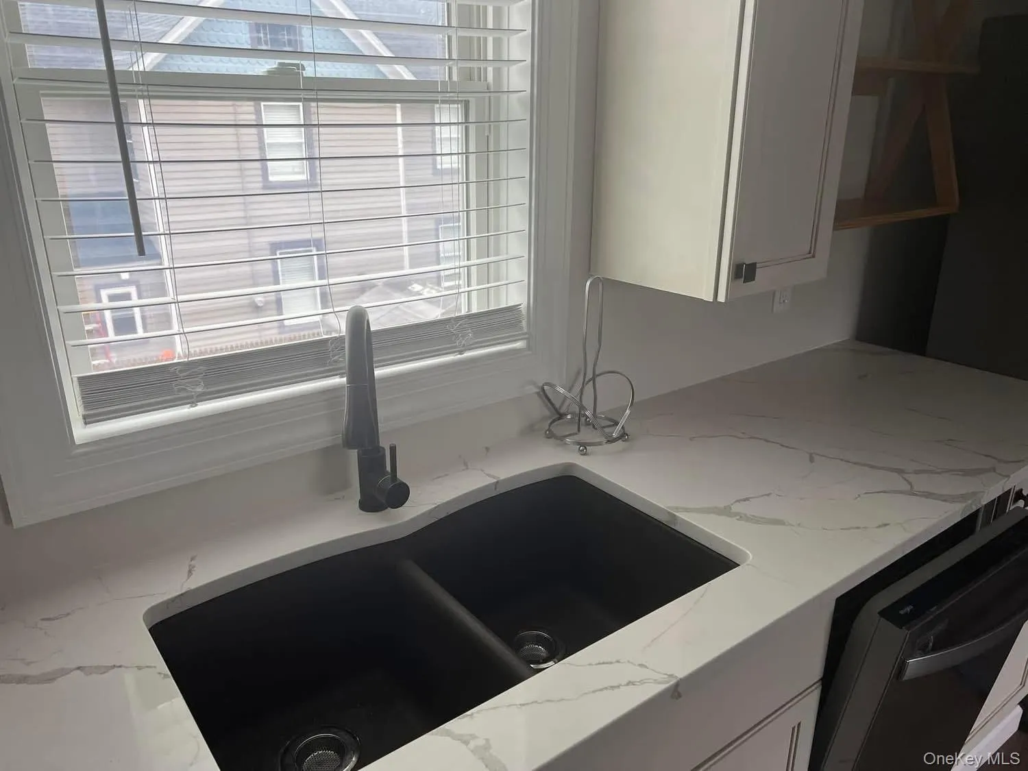 61 Cedar Avenue, Brookhaven, NY, 2 Bedrooms Bedrooms, 5 Rooms Rooms,1 BathroomBathrooms,Residential Lease,For Rent,Cedar,0,995860 61 Cedar Avenue, Brookhaven, NY, 2 Bedrooms Bedrooms, 5 Rooms Rooms,1 BathroomBathrooms,Residential Lease,For Rent,Cedar,0,995860