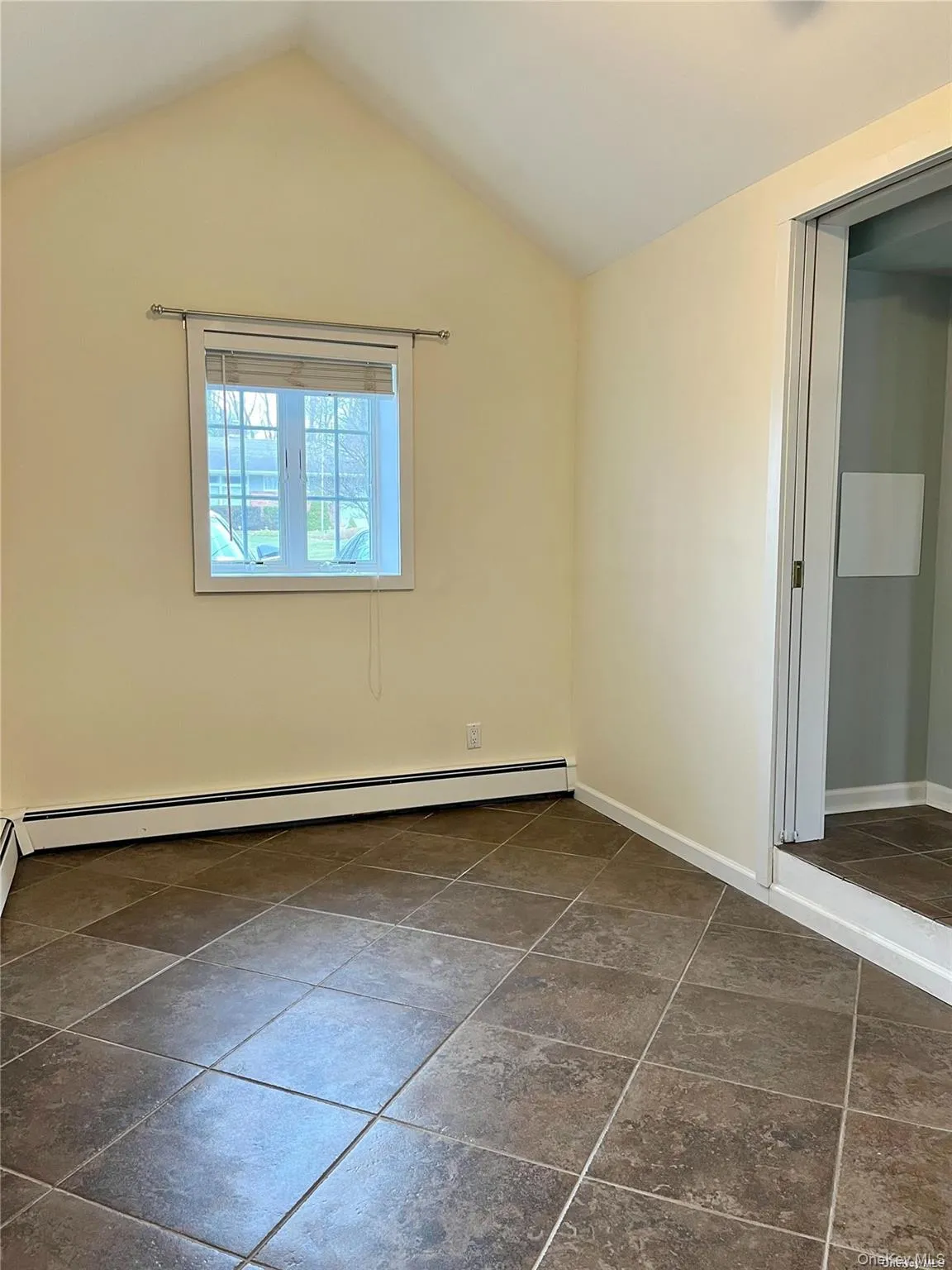 41 Woody Lane, Huntington, NY, 1 Bedroom Bedrooms, 3 Rooms Rooms,1 BathroomBathrooms,Residential Lease,For Rent,Woody,0,995864 41 Woody Lane, Huntington, NY, 1 Bedroom Bedrooms, 3 Rooms Rooms,1 BathroomBathrooms,Residential Lease,For Rent,Woody,0,995864