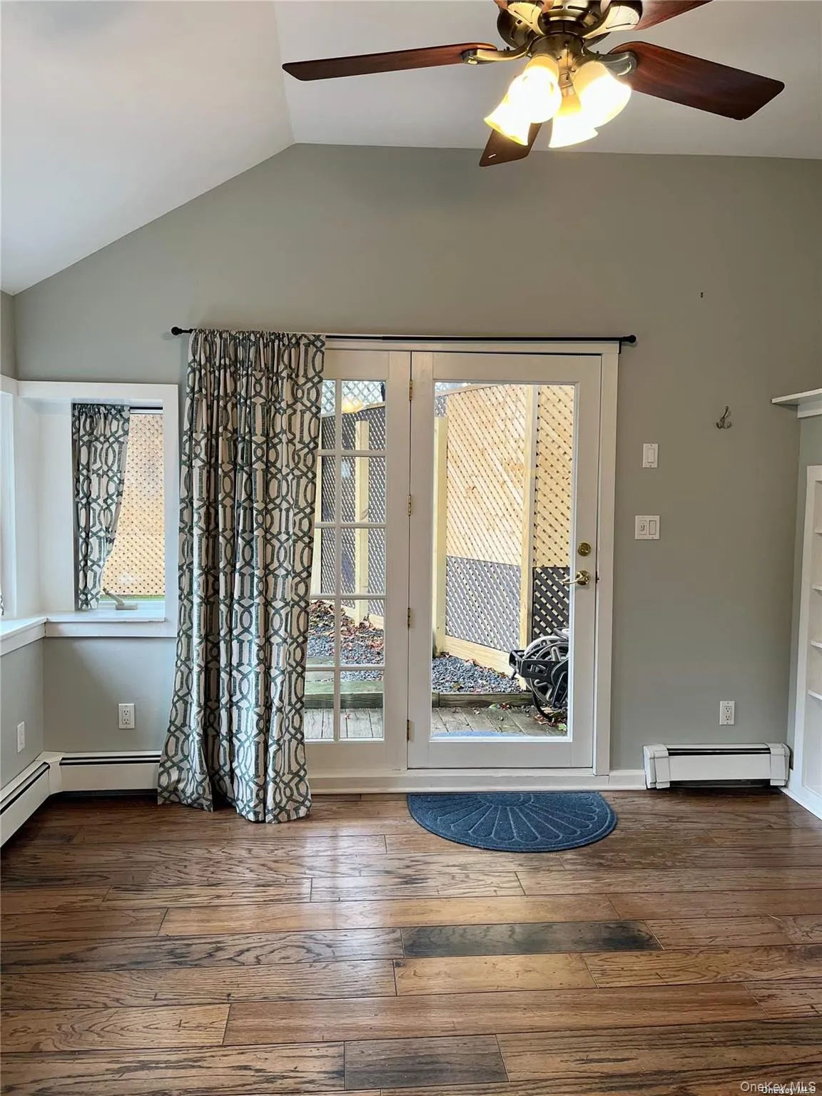 41 Woody Lane, Huntington, NY, 1 Bedroom Bedrooms, 3 Rooms Rooms,1 BathroomBathrooms,Residential Lease,For Rent,Woody,0,995864 41 Woody Lane, Huntington, NY, 1 Bedroom Bedrooms, 3 Rooms Rooms,1 BathroomBathrooms,Residential Lease,For Rent,Woody,0,995864