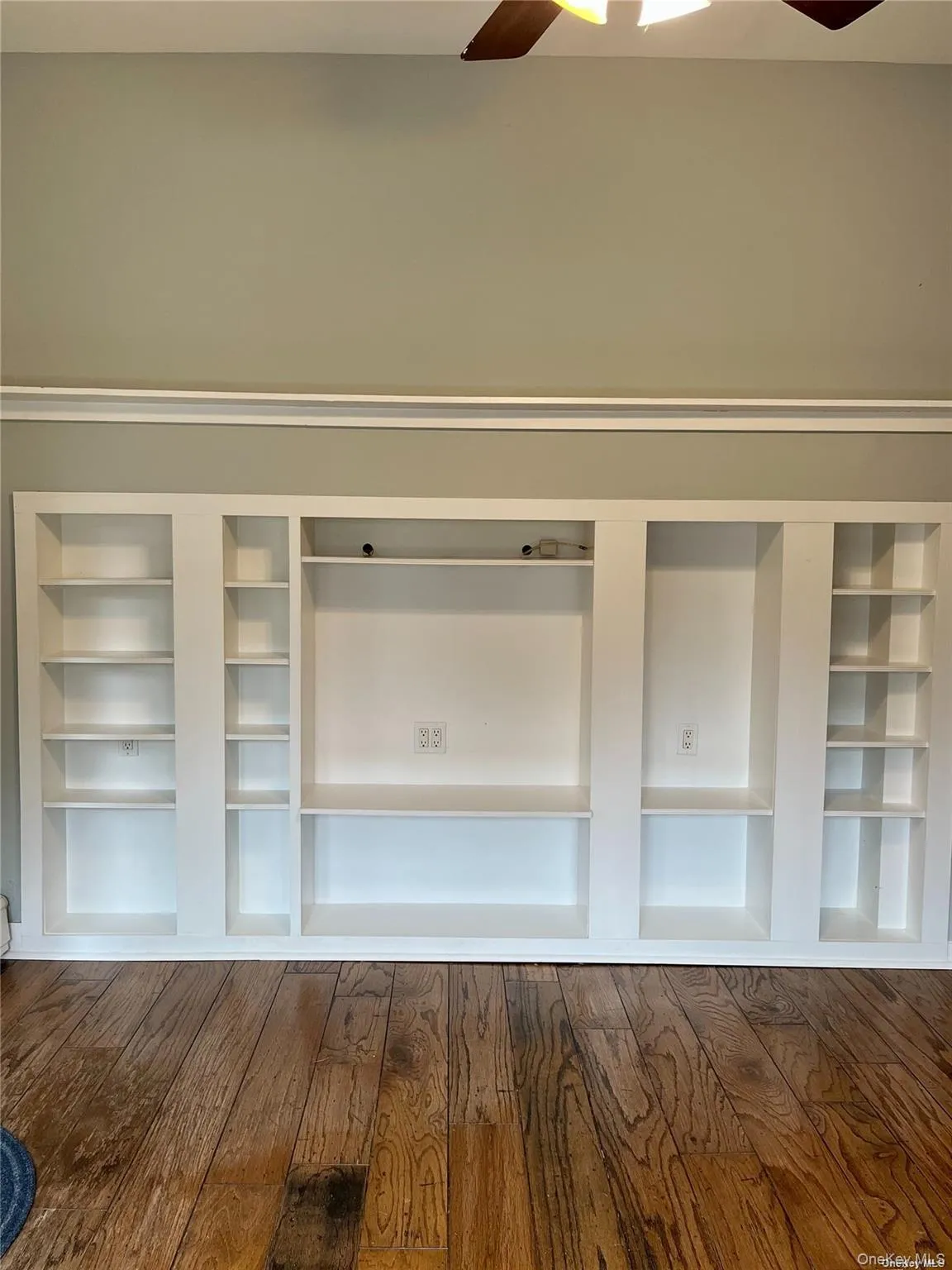 41 Woody Lane, Huntington, NY, 1 Bedroom Bedrooms, 3 Rooms Rooms,1 BathroomBathrooms,Residential Lease,For Rent,Woody,0,995864 41 Woody Lane, Huntington, NY, 1 Bedroom Bedrooms, 3 Rooms Rooms,1 BathroomBathrooms,Residential Lease,For Rent,Woody,0,995864
