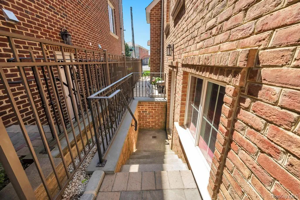 339 150th Street, New York, NY, 4 Bedrooms Bedrooms, 9 Rooms Rooms,3 BathroomsBathrooms,Residential,For Rent,150th,0,995865 339 150th Street, New York, NY, 4 Bedrooms Bedrooms, 9 Rooms Rooms,3 BathroomsBathrooms,Residential,For Rent,150th,0,995865