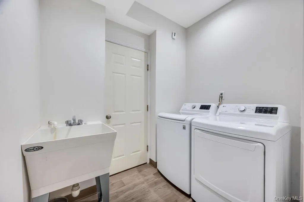 339 150th Street, New York, NY, 4 Bedrooms Bedrooms, 9 Rooms Rooms,3 BathroomsBathrooms,Residential,For Rent,150th,0,995865 339 150th Street, New York, NY, 4 Bedrooms Bedrooms, 9 Rooms Rooms,3 BathroomsBathrooms,Residential,For Rent,150th,0,995865
