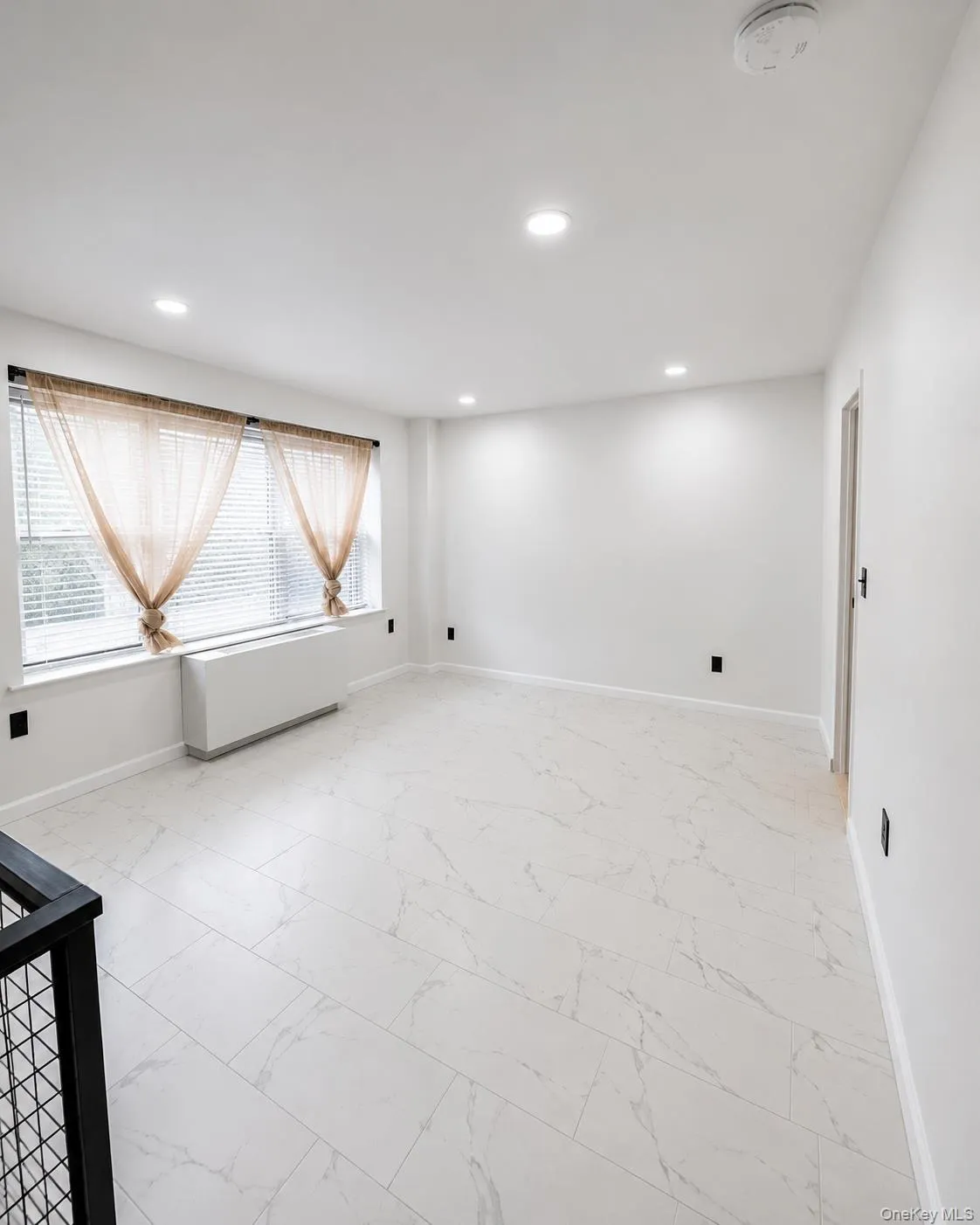 3240 Netherland Avenue, New York, NY, 1 Bedroom Bedrooms, 5 Rooms Rooms,2 BathroomsBathrooms,Residential Lease,For Rent,Netherland,0,995869 3240 Netherland Avenue, New York, NY, 1 Bedroom Bedrooms, 5 Rooms Rooms,2 BathroomsBathrooms,Residential Lease,For Rent,Netherland,0,995869