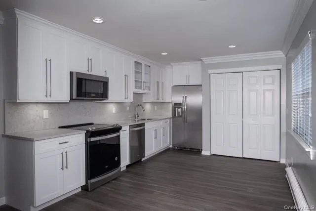 2 Victorian Court, Brookhaven, NY, 1 Bedroom Bedrooms, 4 Rooms Rooms,1 BathroomBathrooms,Residential Lease,For Rent,Victorian,0,995870 2 Victorian Court, Brookhaven, NY, 1 Bedroom Bedrooms, 4 Rooms Rooms,1 BathroomBathrooms,Residential Lease,For Rent,Victorian,0,995870