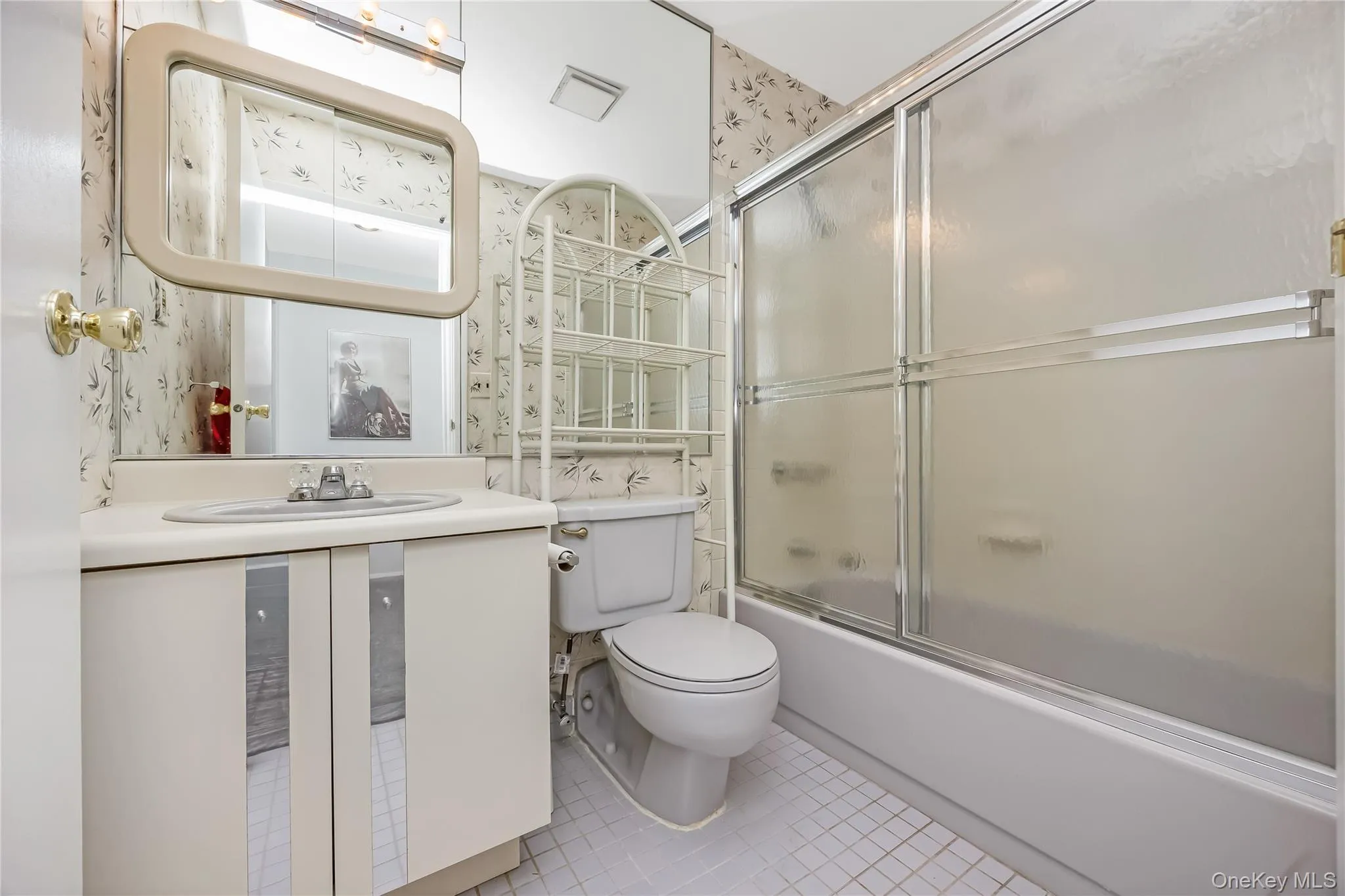 20725 Darren Drive, New York, NY, 2 Bedrooms Bedrooms, 6 Rooms Rooms,2 BathroomsBathrooms,Residential,For Rent,Darren,0,995887 20725 Darren Drive, New York, NY, 2 Bedrooms Bedrooms, 6 Rooms Rooms,2 BathroomsBathrooms,Residential,For Rent,Darren,0,995887