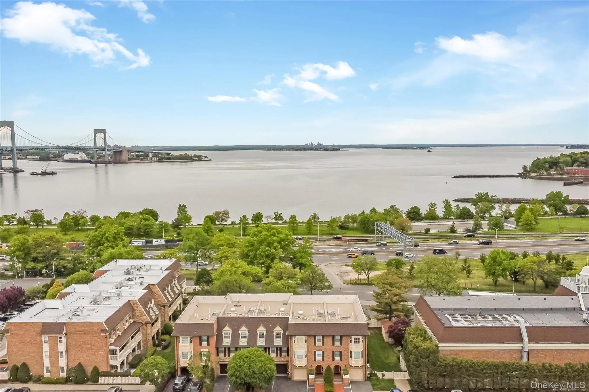 20725 Darren Drive, New York, NY, 2 Bedrooms Bedrooms, 6 Rooms Rooms,2 BathroomsBathrooms,Residential,For Rent,Darren,0,995887 20725 Darren Drive, New York, NY, 2 Bedrooms Bedrooms, 6 Rooms Rooms,2 BathroomsBathrooms,Residential,For Rent,Darren,0,995887
