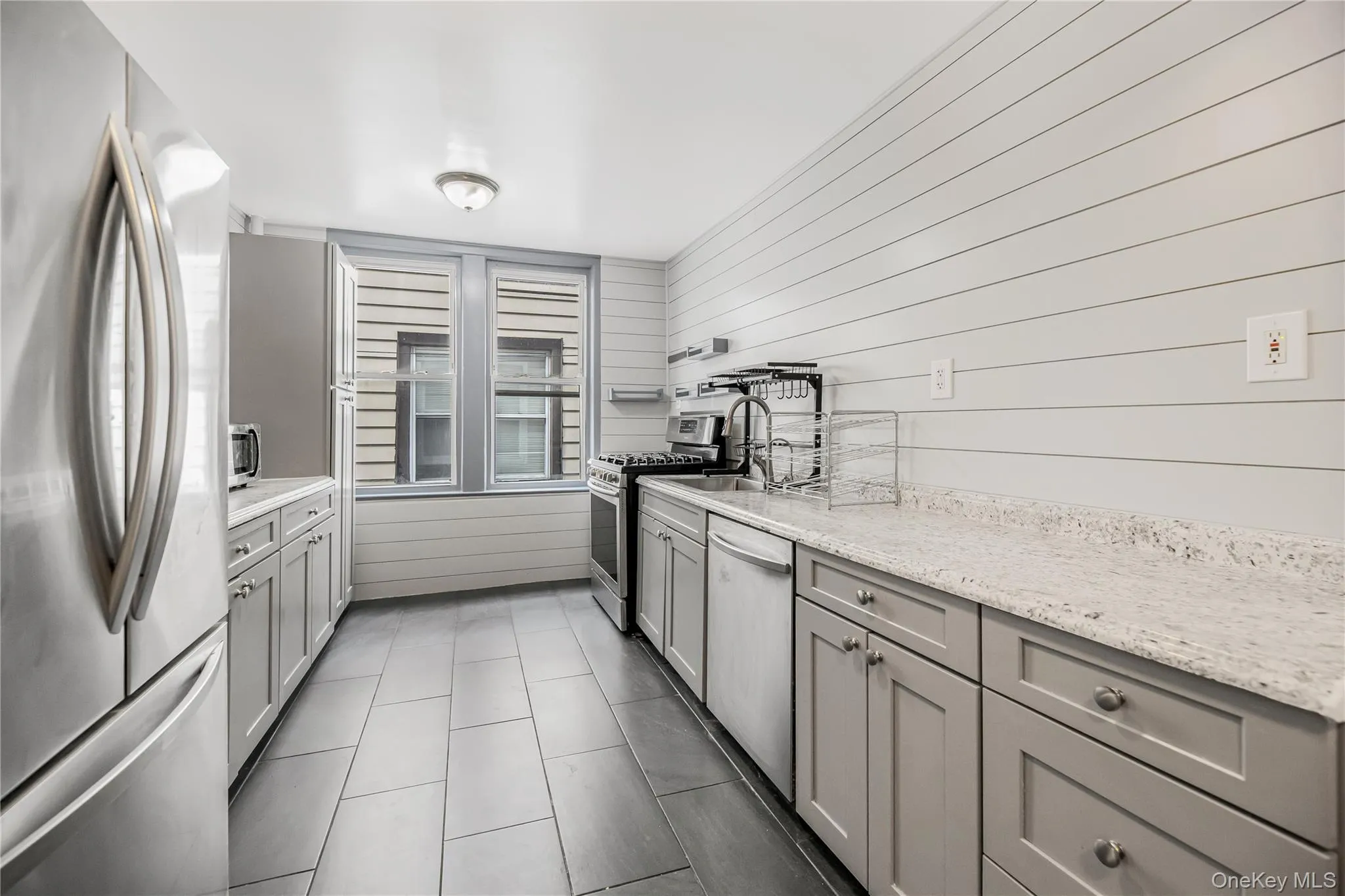 151 Burhans Avenue, Yonkers, NY, 3 Bedrooms Bedrooms, 6 Rooms Rooms,1 BathroomBathrooms,Residential Lease,For Rent,Burhans,0,995891 151 Burhans Avenue, Yonkers, NY, 3 Bedrooms Bedrooms, 6 Rooms Rooms,1 BathroomBathrooms,Residential Lease,For Rent,Burhans,0,995891