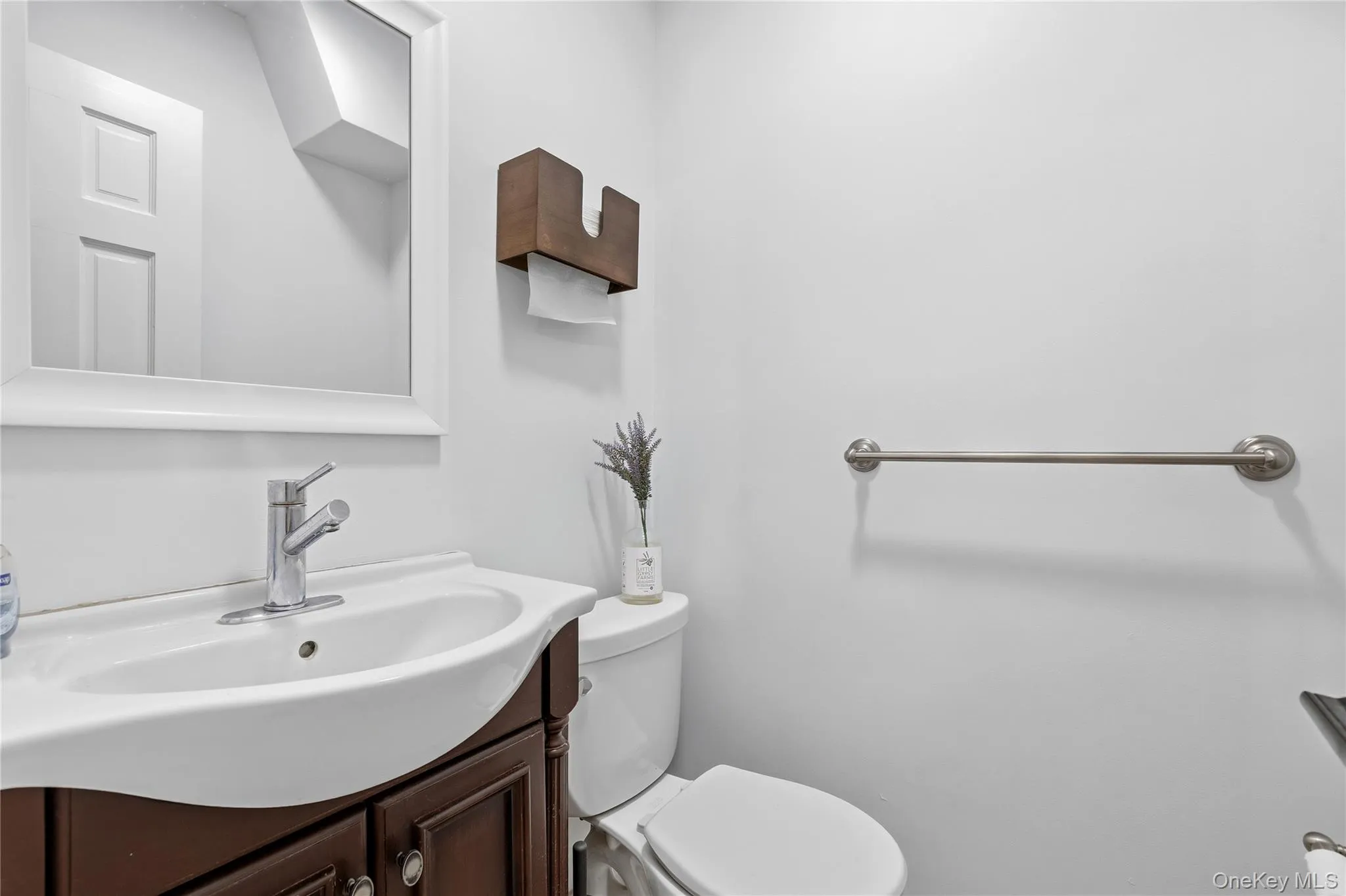 Powder room Powder room