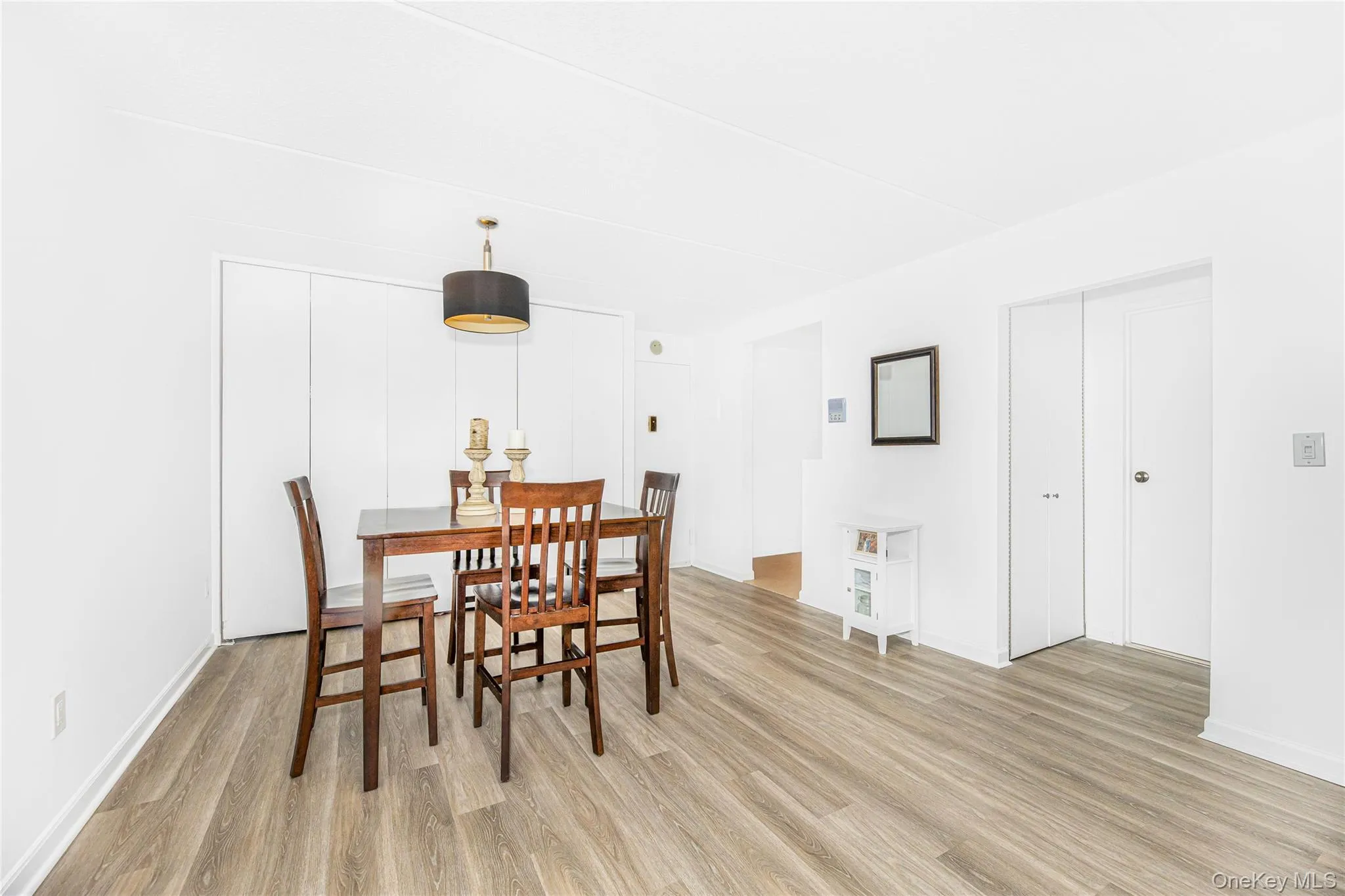 1155 Warburton Avenue, Yonkers, NY, 1 Bedroom Bedrooms, 4 Rooms Rooms,1 BathroomBathrooms,Residential Lease,For Rent,Warburton,0,995911 1155 Warburton Avenue, Yonkers, NY, 1 Bedroom Bedrooms, 4 Rooms Rooms,1 BathroomBathrooms,Residential Lease,For Rent,Warburton,0,995911