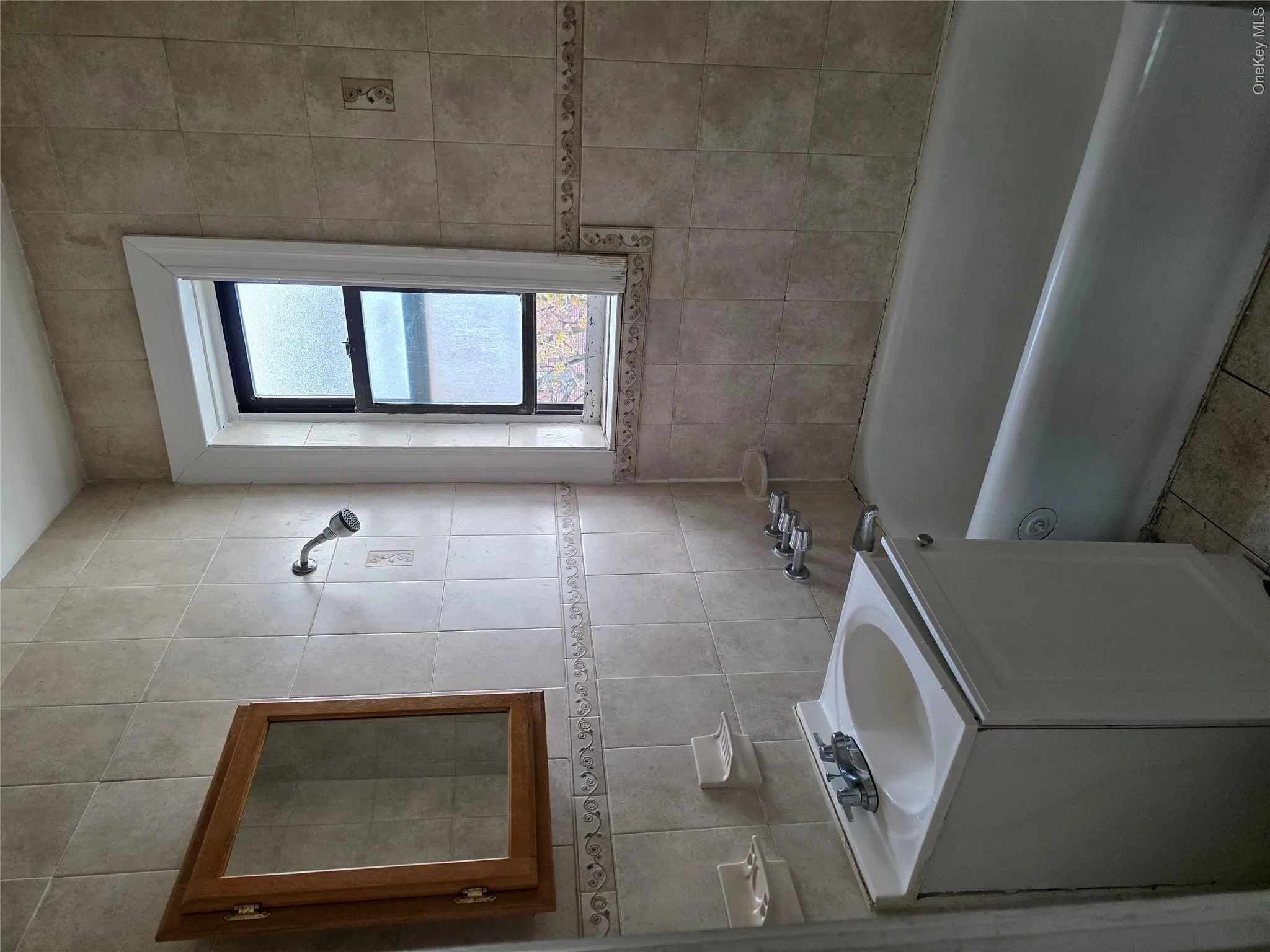 1115 Dorchester Road, New York, NY, 2 Bedrooms Bedrooms, 5 Rooms Rooms,1 BathroomBathrooms,Residential Lease,For Rent,Dorchester,0,995913 1115 Dorchester Road, New York, NY, 2 Bedrooms Bedrooms, 5 Rooms Rooms,1 BathroomBathrooms,Residential Lease,For Rent,Dorchester,0,995913