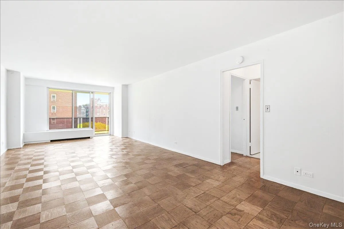 110-11 Queens Boulevard, New York, NY, 1 Bedroom Bedrooms, 4 Rooms Rooms,1 BathroomBathrooms,Residential Sale,For Rent,Queens,0,995927 110-11 Queens Boulevard, New York, NY, 1 Bedroom Bedrooms, 4 Rooms Rooms,1 BathroomBathrooms,Residential Sale,For Rent,Queens,0,995927