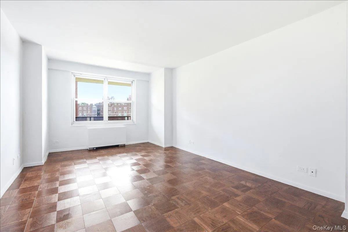 110-11 Queens Boulevard, New York, NY, 1 Bedroom Bedrooms, 4 Rooms Rooms,1 BathroomBathrooms,Residential Sale,For Rent,Queens,0,995927 110-11 Queens Boulevard, New York, NY, 1 Bedroom Bedrooms, 4 Rooms Rooms,1 BathroomBathrooms,Residential Sale,For Rent,Queens,0,995927