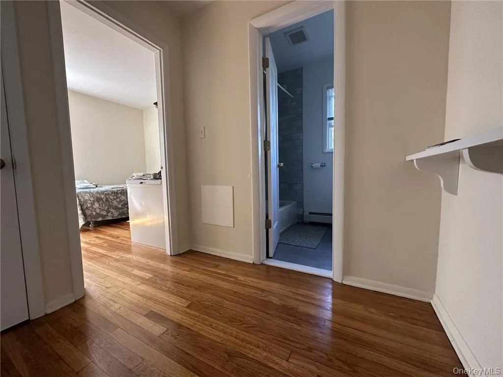 153 Sickles Avenue, Orangetown, NY, 2 Bedrooms Bedrooms, 5 Rooms Rooms,1 BathroomBathrooms,Residential Lease,For Rent,Sickles,0,995930 153 Sickles Avenue, Orangetown, NY, 2 Bedrooms Bedrooms, 5 Rooms Rooms,1 BathroomBathrooms,Residential Lease,For Rent,Sickles,0,995930