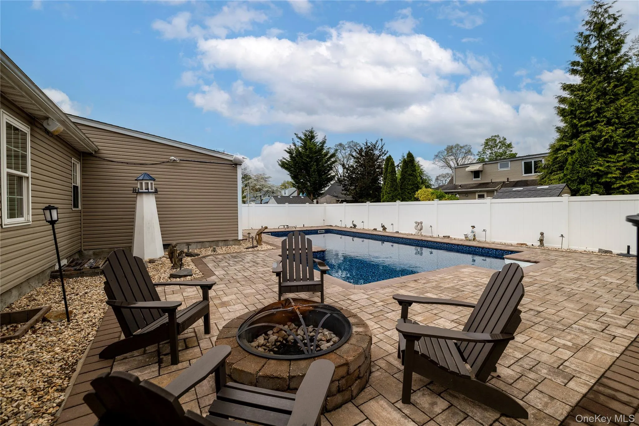675 Erie Avenue, Babylon, NY, 3 Bedrooms Bedrooms, 7 Rooms Rooms,2 BathroomsBathrooms,Residential,For Rent,Erie,0,995938 675 Erie Avenue, Babylon, NY, 3 Bedrooms Bedrooms, 7 Rooms Rooms,2 BathroomsBathrooms,Residential,For Rent,Erie,0,995938