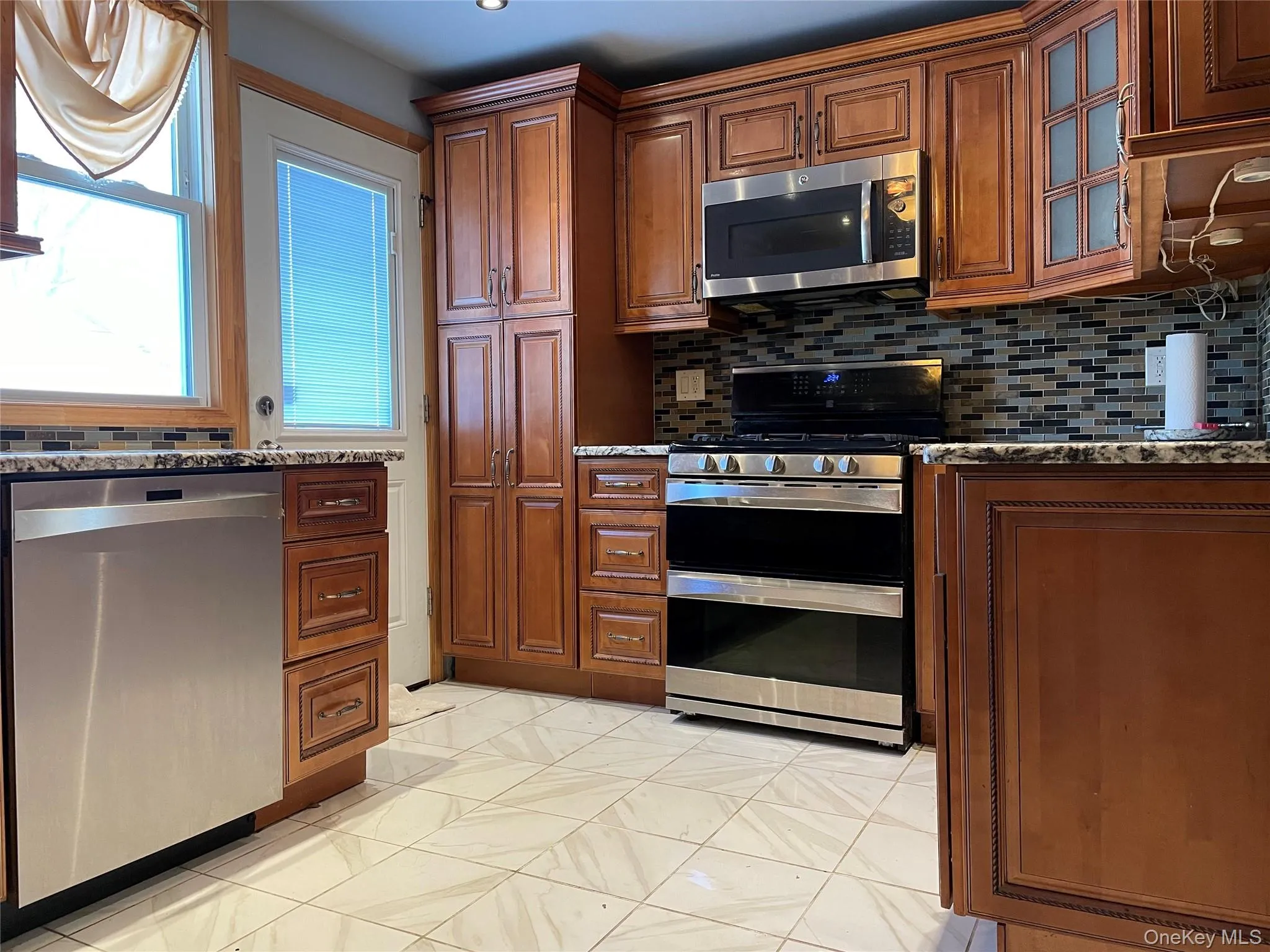 33-21 Jordan Street, New York, NY, 3 Bedrooms Bedrooms, 9 Rooms Rooms,2 BathroomsBathrooms,Residential Lease,For Rent,Jordan,0,995939 33-21 Jordan Street, New York, NY, 3 Bedrooms Bedrooms, 9 Rooms Rooms,2 BathroomsBathrooms,Residential Lease,For Rent,Jordan,0,995939