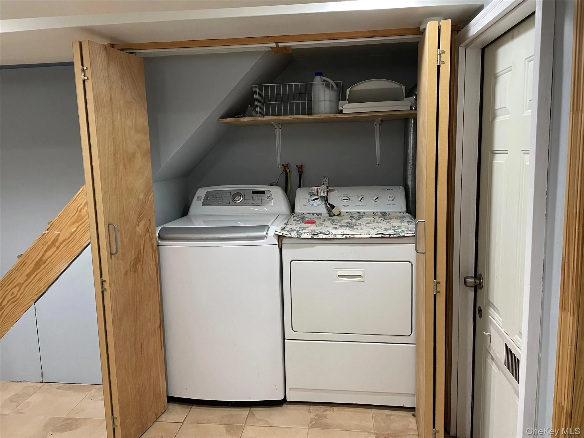 33-21 Jordan Street, New York, NY, 3 Bedrooms Bedrooms, 9 Rooms Rooms,2 BathroomsBathrooms,Residential Lease,For Rent,Jordan,0,995939 33-21 Jordan Street, New York, NY, 3 Bedrooms Bedrooms, 9 Rooms Rooms,2 BathroomsBathrooms,Residential Lease,For Rent,Jordan,0,995939