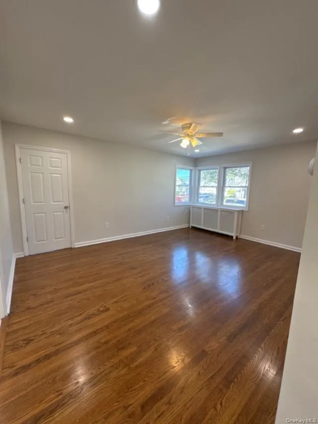 29 Avon Road, Hempstead, NY, 3 Bedrooms Bedrooms, 6 Rooms Rooms,2 BathroomsBathrooms,Residential Lease,For Rent,Avon,0,995943 29 Avon Road, Hempstead, NY, 3 Bedrooms Bedrooms, 6 Rooms Rooms,2 BathroomsBathrooms,Residential Lease,For Rent,Avon,0,995943