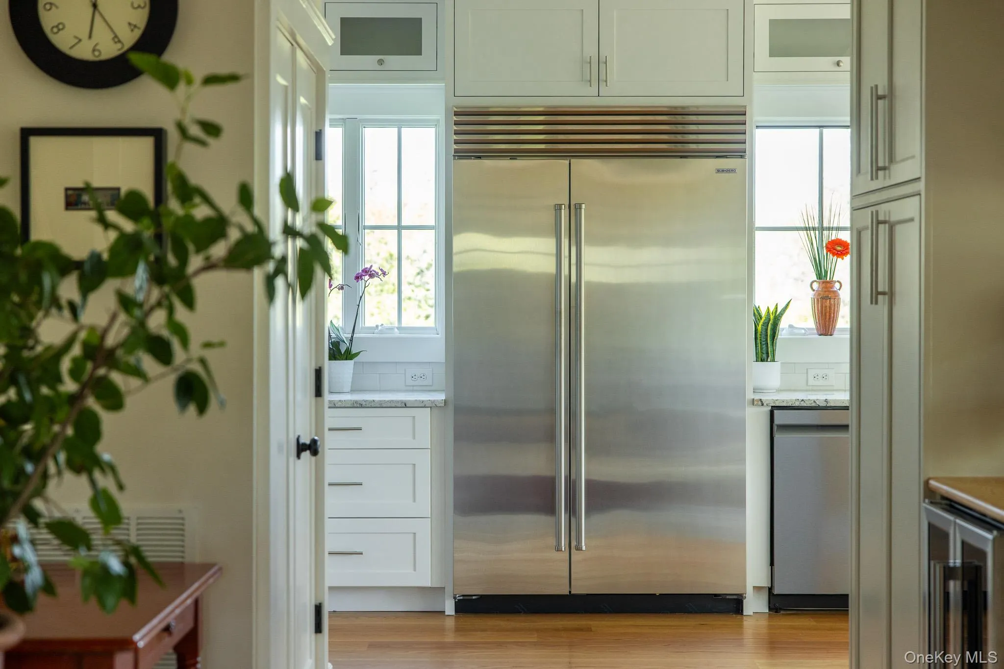 Sub-Zero fridge and beverage cooler Sub-Zero fridge and beverage cooler