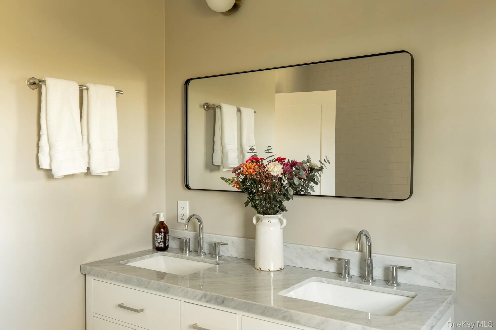 397 Viewmont Road, Germantown, NY, 4 Bedrooms Bedrooms, 10 Rooms Rooms,4 BathroomsBathrooms,Residential,For Rent,Viewmont,0,995945 397 Viewmont Road, Germantown, NY, 4 Bedrooms Bedrooms, 10 Rooms Rooms,4 BathroomsBathrooms,Residential,For Rent,Viewmont,0,995945
