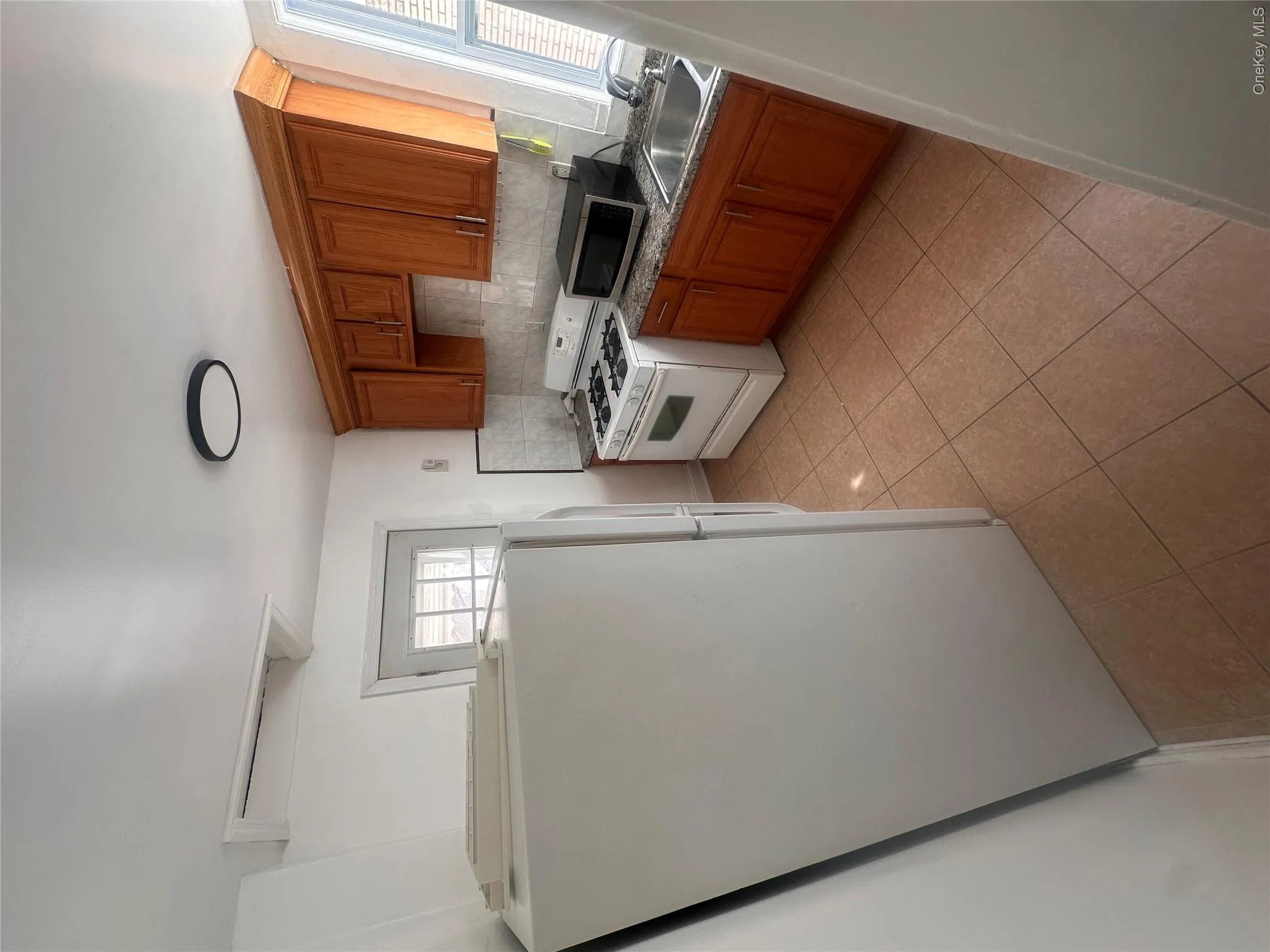 421 10th Avenue, Mount Vernon, NY, 3 Bedrooms Bedrooms, 5 Rooms Rooms,1 BathroomBathrooms,Residential Lease,For Rent,10th,0,995955 421 10th Avenue, Mount Vernon, NY, 3 Bedrooms Bedrooms, 5 Rooms Rooms,1 BathroomBathrooms,Residential Lease,For Rent,10th,0,995955