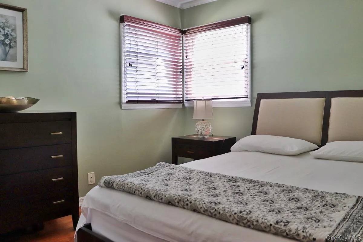 19 Stewart Street, Oyster Bay, NY, 3 Bedrooms Bedrooms, 7 Rooms Rooms,2 BathroomsBathrooms,Residential Lease,For Rent,Stewart,0,995960 19 Stewart Street, Oyster Bay, NY, 3 Bedrooms Bedrooms, 7 Rooms Rooms,2 BathroomsBathrooms,Residential Lease,For Rent,Stewart,0,995960