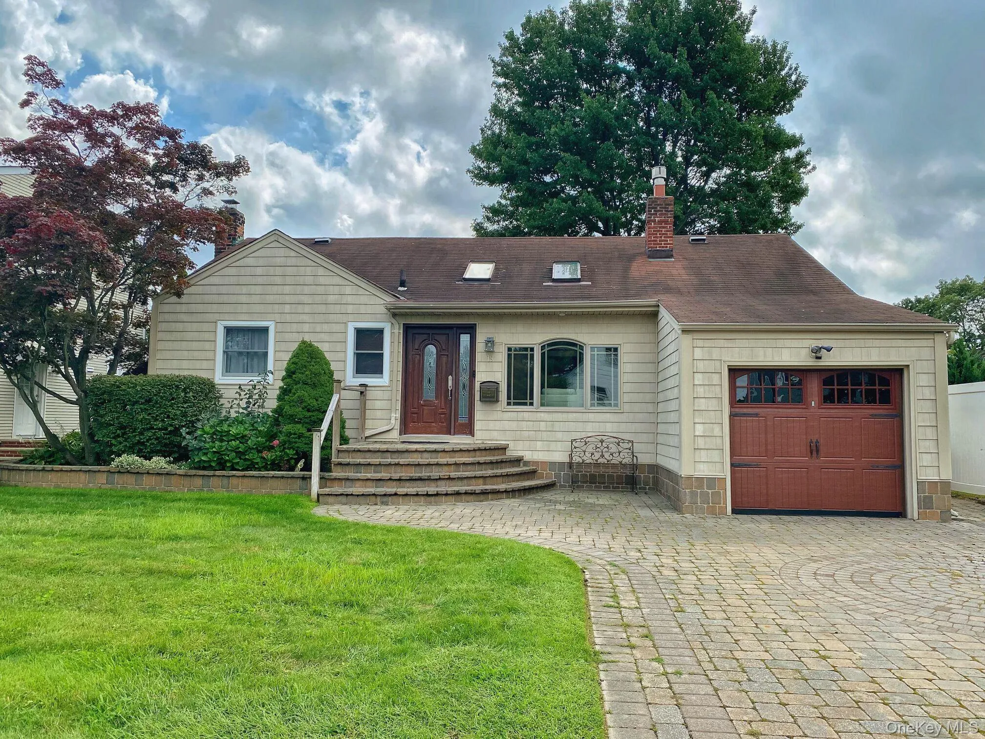 19 Stewart Street, Oyster Bay, NY, 3 Bedrooms Bedrooms, 7 Rooms Rooms,2 BathroomsBathrooms,Residential Lease,For Rent,Stewart,0,995960 19 Stewart Street, Oyster Bay, NY, 3 Bedrooms Bedrooms, 7 Rooms Rooms,2 BathroomsBathrooms,Residential Lease,For Rent,Stewart,0,995960