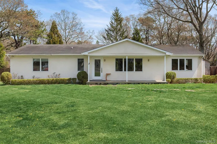 3 Jones Road, Southampton, New York 11946