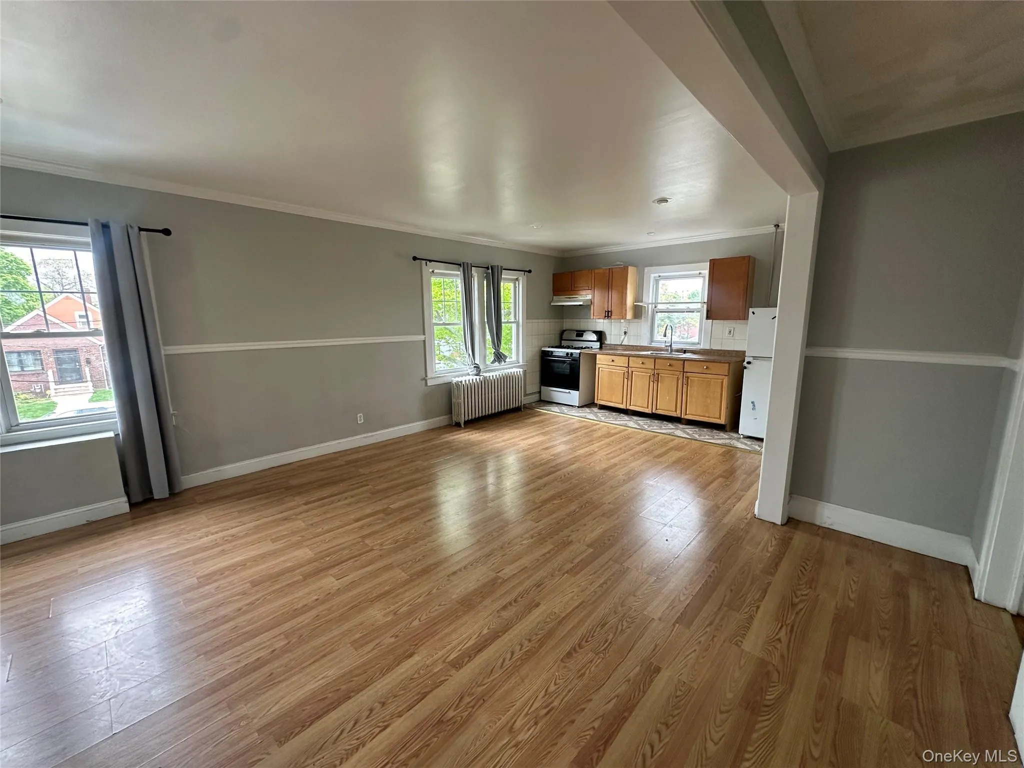 15 Allen Street, Hempstead, NY, 1 Bedroom Bedrooms, 4 Rooms Rooms,1 BathroomBathrooms,Residential Lease,For Rent,Allen,0,995964 15 Allen Street, Hempstead, NY, 1 Bedroom Bedrooms, 4 Rooms Rooms,1 BathroomBathrooms,Residential Lease,For Rent,Allen,0,995964
