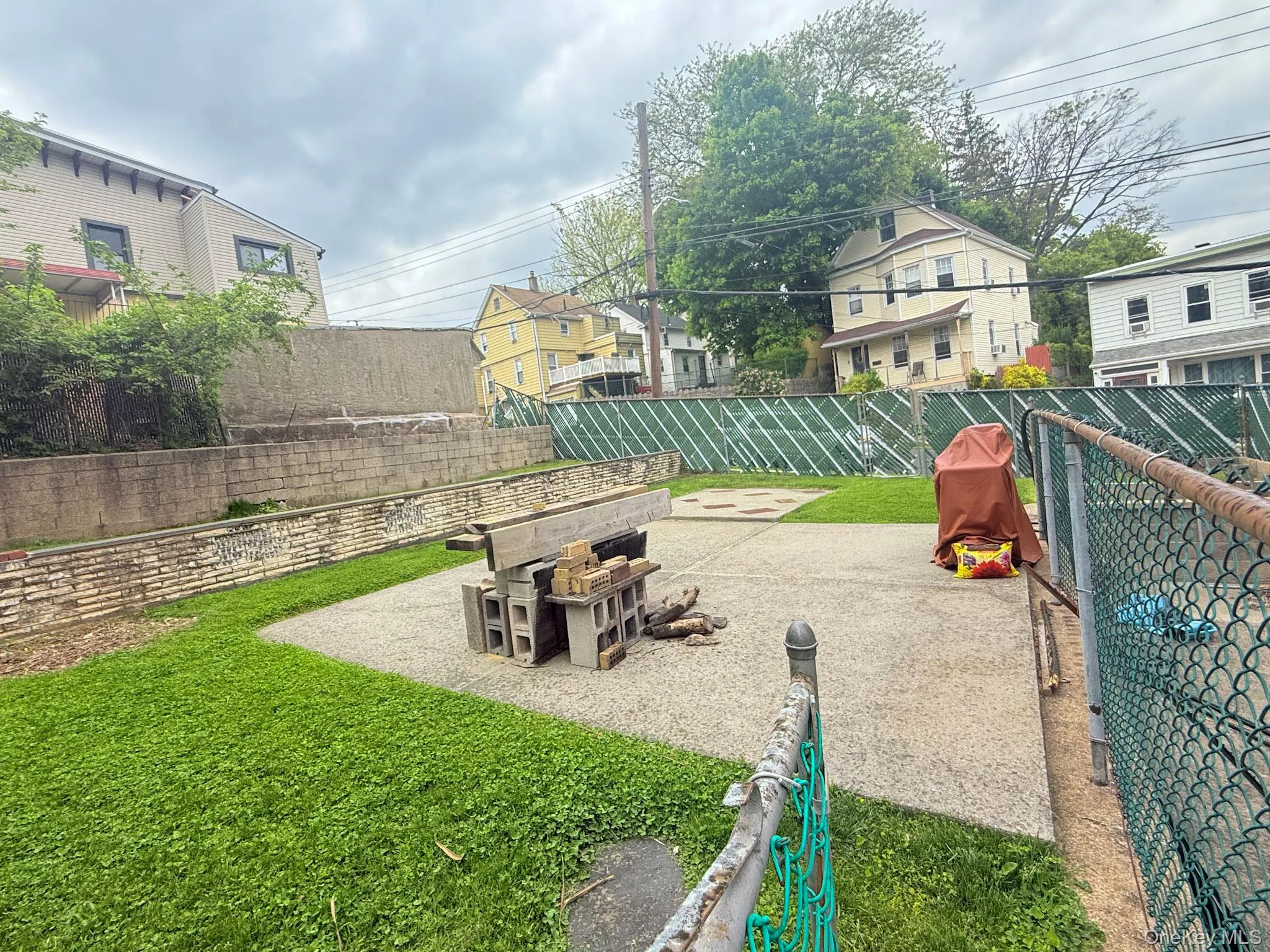 87 Alexander, Yonkers, NY, 2 Bedrooms Bedrooms, 5 Rooms Rooms,1 BathroomBathrooms,Residential Lease,For Rent,Alexander,0,995972 87 Alexander, Yonkers, NY, 2 Bedrooms Bedrooms, 5 Rooms Rooms,1 BathroomBathrooms,Residential Lease,For Rent,Alexander,0,995972