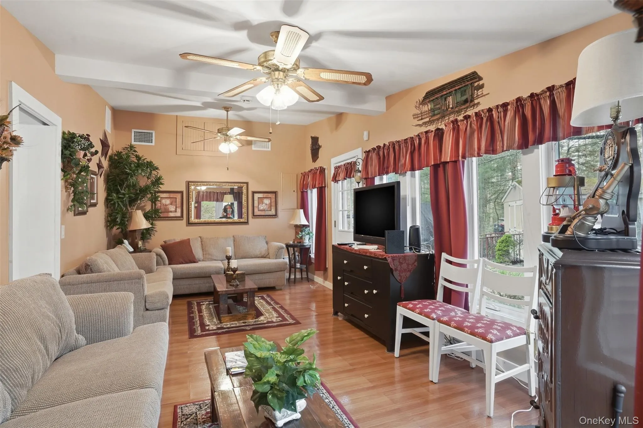 136 Shore Drive, Mamakating, NY, 3 Bedrooms Bedrooms, 5 Rooms Rooms,1 BathroomBathrooms,Residential,For Rent,Shore,0,995993 136 Shore Drive, Mamakating, NY, 3 Bedrooms Bedrooms, 5 Rooms Rooms,1 BathroomBathrooms,Residential,For Rent,Shore,0,995993