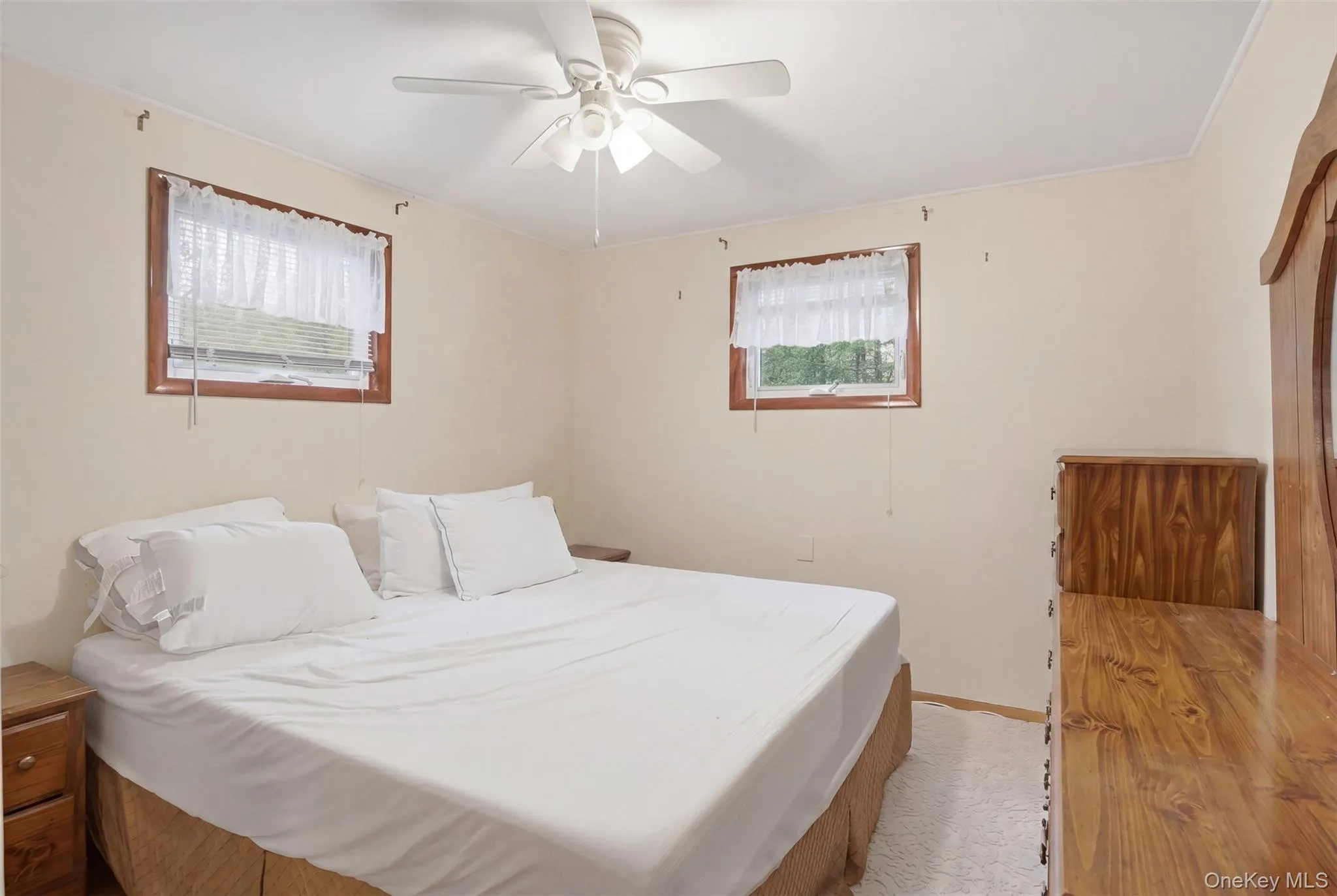 136 Shore Drive, Mamakating, NY, 3 Bedrooms Bedrooms, 5 Rooms Rooms,1 BathroomBathrooms,Residential,For Rent,Shore,0,995993 136 Shore Drive, Mamakating, NY, 3 Bedrooms Bedrooms, 5 Rooms Rooms,1 BathroomBathrooms,Residential,For Rent,Shore,0,995993