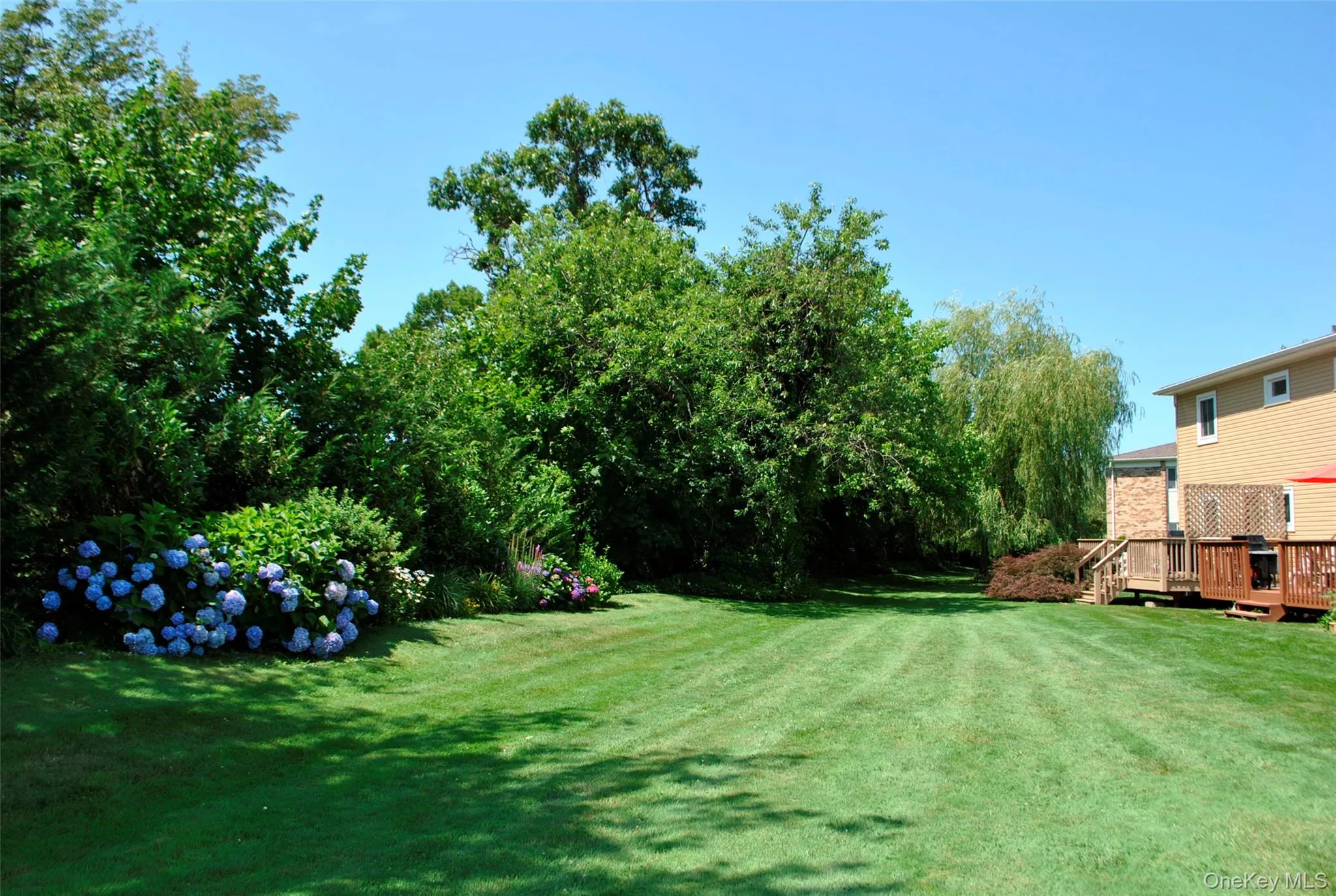40 Town House Drive, Oyster Bay, NY, 3 Bedrooms Bedrooms, 6 Rooms Rooms,1 BathroomBathrooms,Residential,For Rent,Town House,0,995998 40 Town House Drive, Oyster Bay, NY, 3 Bedrooms Bedrooms, 6 Rooms Rooms,1 BathroomBathrooms,Residential,For Rent,Town House,0,995998