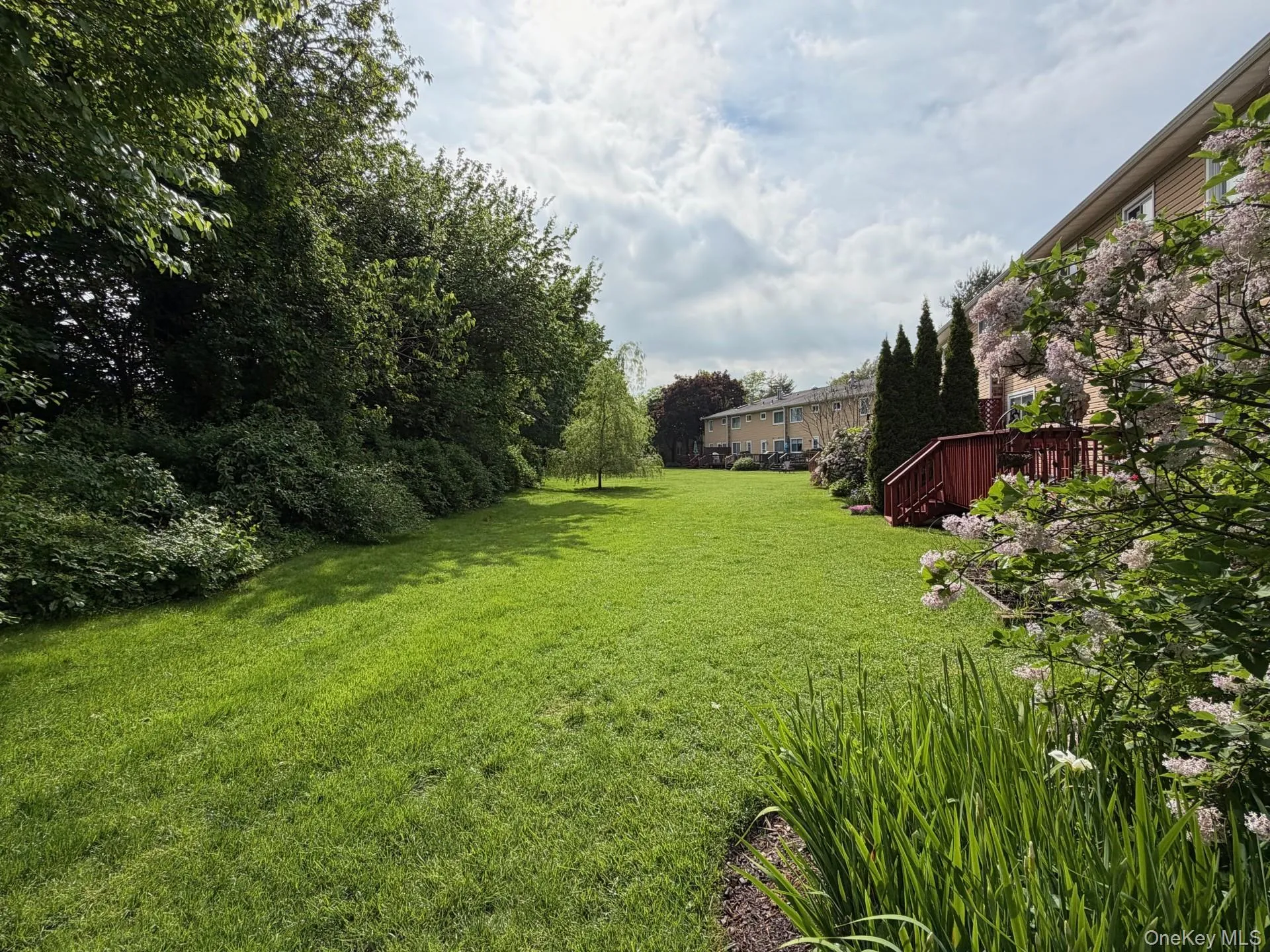 40 Town House Drive, Oyster Bay, NY, 3 Bedrooms Bedrooms, 6 Rooms Rooms,1 BathroomBathrooms,Residential,For Rent,Town House,0,995998 40 Town House Drive, Oyster Bay, NY, 3 Bedrooms Bedrooms, 6 Rooms Rooms,1 BathroomBathrooms,Residential,For Rent,Town House,0,995998