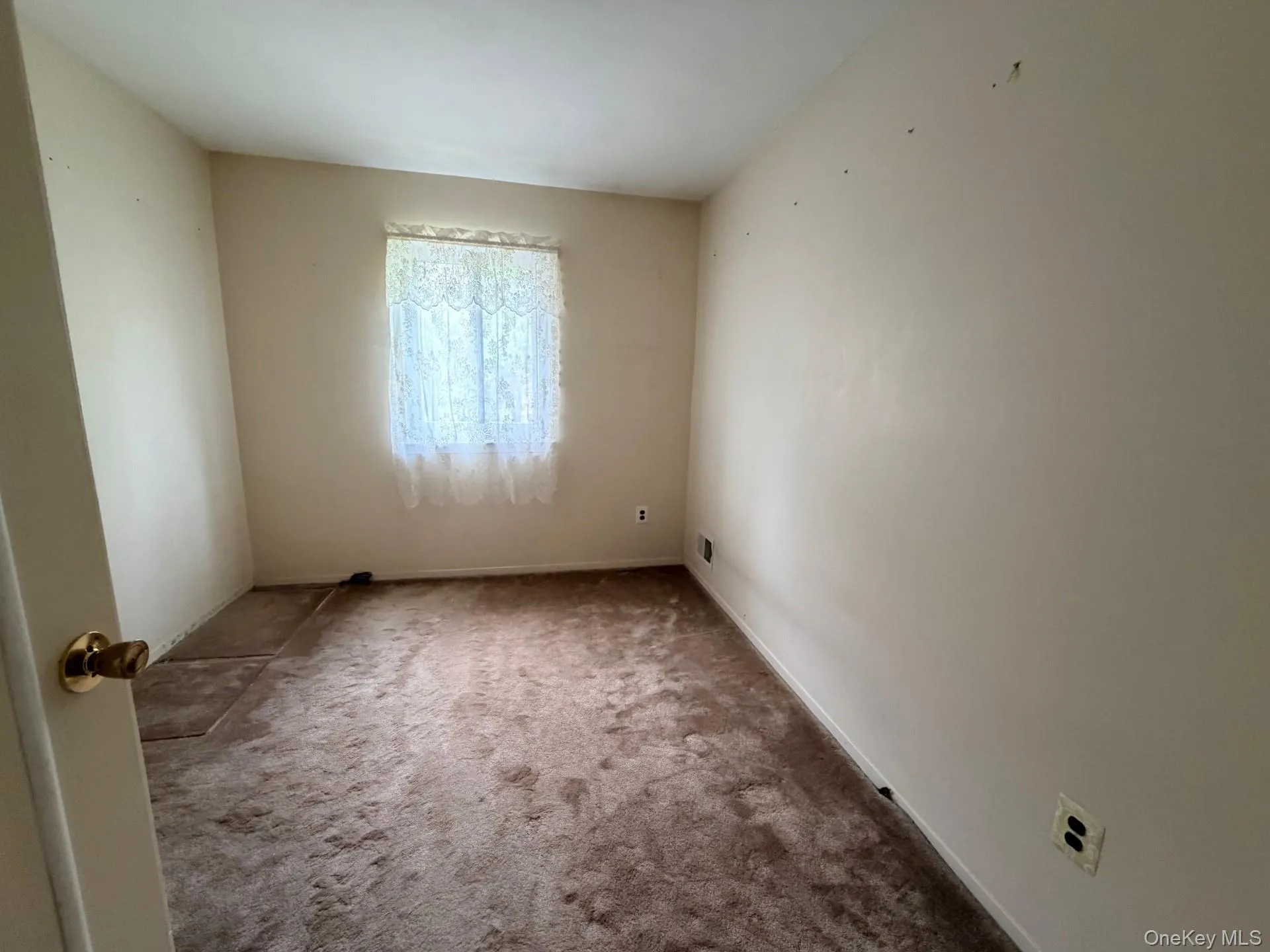 3rd bedroom 3rd bedroom
