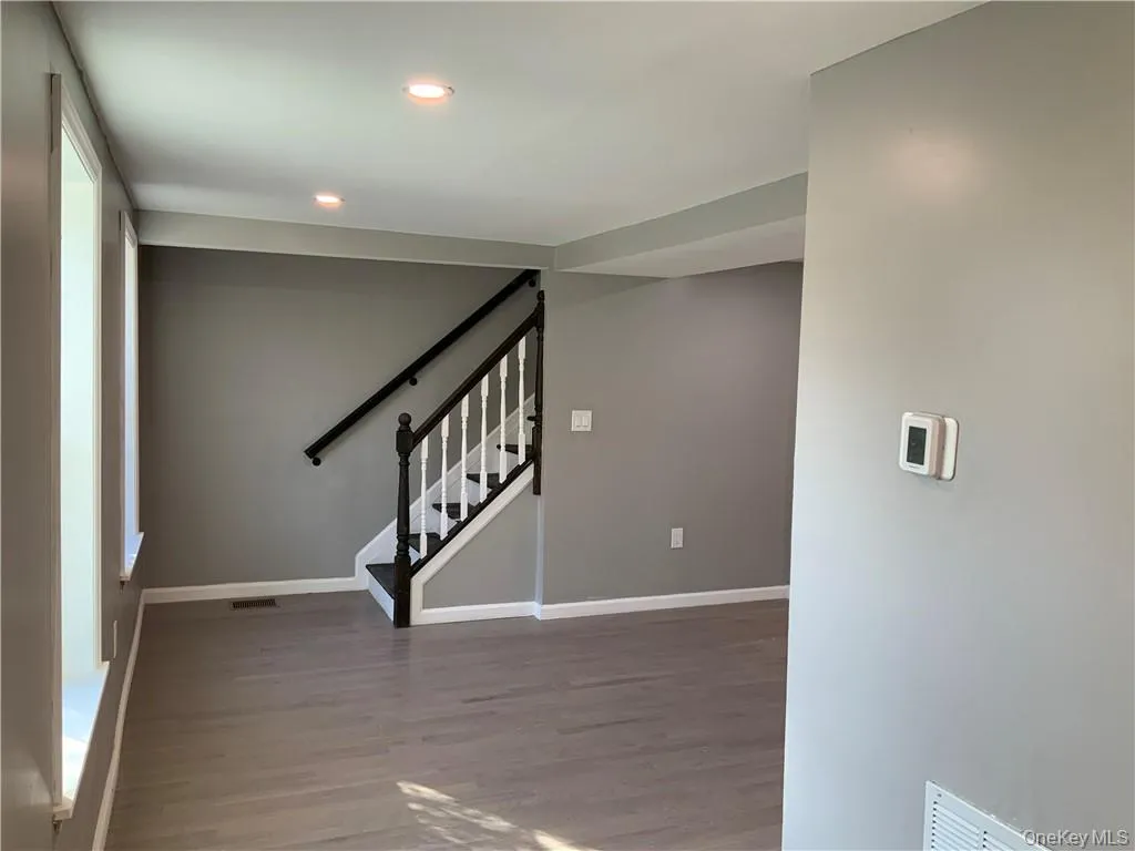 754 Broadway, Newburgh (city), NY, 4 Bedrooms Bedrooms, 6 Rooms Rooms,2 BathroomsBathrooms,Residential Lease,For Rent,Broadway,0,996000 754 Broadway, Newburgh (city), NY, 4 Bedrooms Bedrooms, 6 Rooms Rooms,2 BathroomsBathrooms,Residential Lease,For Rent,Broadway,0,996000