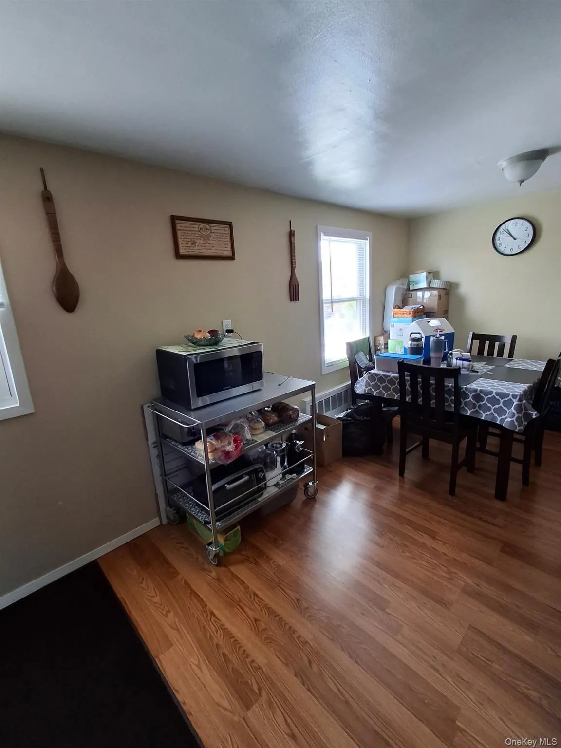 68 Neptune Avenue, Babylon, NY, 2 Bedrooms Bedrooms, 4 Rooms Rooms,1 BathroomBathrooms,Residential Lease,For Rent,Neptune,0,996016 68 Neptune Avenue, Babylon, NY, 2 Bedrooms Bedrooms, 4 Rooms Rooms,1 BathroomBathrooms,Residential Lease,For Rent,Neptune,0,996016