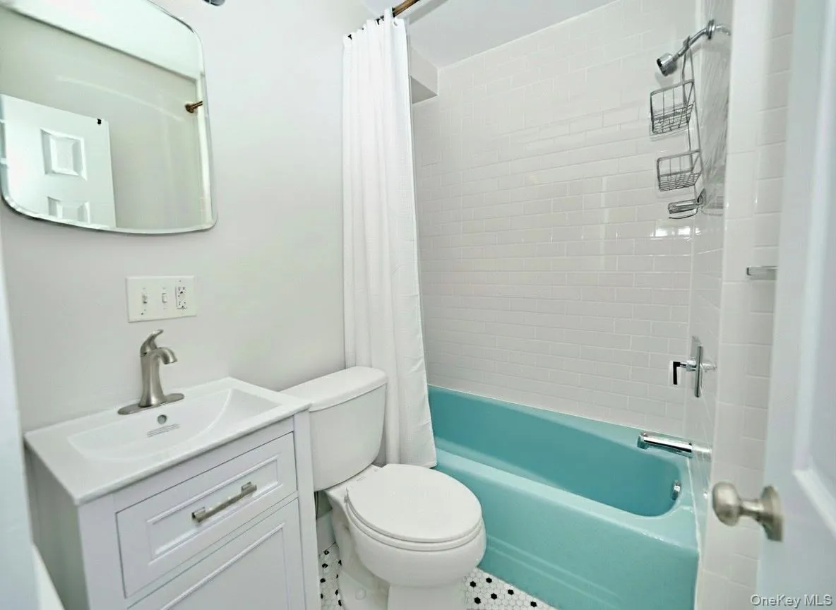 4 Grand Street, Newburgh (city), NY, 1 Bedroom Bedrooms, 4 Rooms Rooms,1 BathroomBathrooms,Residential Lease,For Rent,Grand,0,996017 4 Grand Street, Newburgh (city), NY, 1 Bedroom Bedrooms, 4 Rooms Rooms,1 BathroomBathrooms,Residential Lease,For Rent,Grand,0,996017