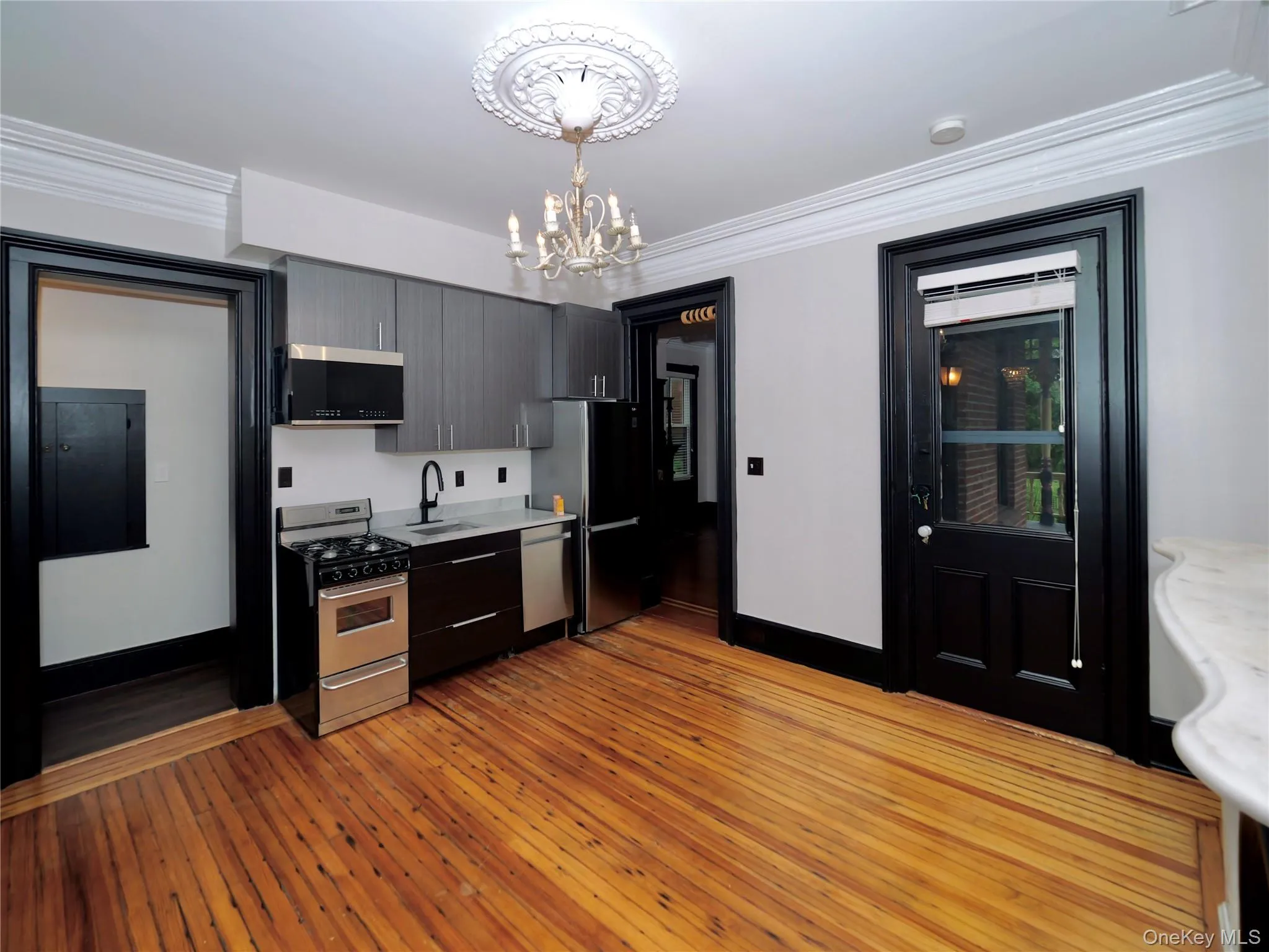 4 Grand Street, Newburgh (city), NY, 1 Bedroom Bedrooms, 4 Rooms Rooms,1 BathroomBathrooms,Residential Lease,For Rent,Grand,0,996017 4 Grand Street, Newburgh (city), NY, 1 Bedroom Bedrooms, 4 Rooms Rooms,1 BathroomBathrooms,Residential Lease,For Rent,Grand,0,996017
