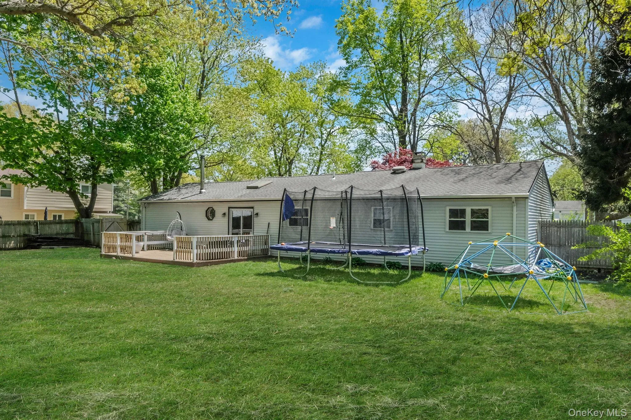5 Oakwood Avenue, Brookhaven, NY, 3 Bedrooms Bedrooms, 7 Rooms Rooms,1 BathroomBathrooms,Residential,For Rent,Oakwood,0,996020 5 Oakwood Avenue, Brookhaven, NY, 3 Bedrooms Bedrooms, 7 Rooms Rooms,1 BathroomBathrooms,Residential,For Rent,Oakwood,0,996020